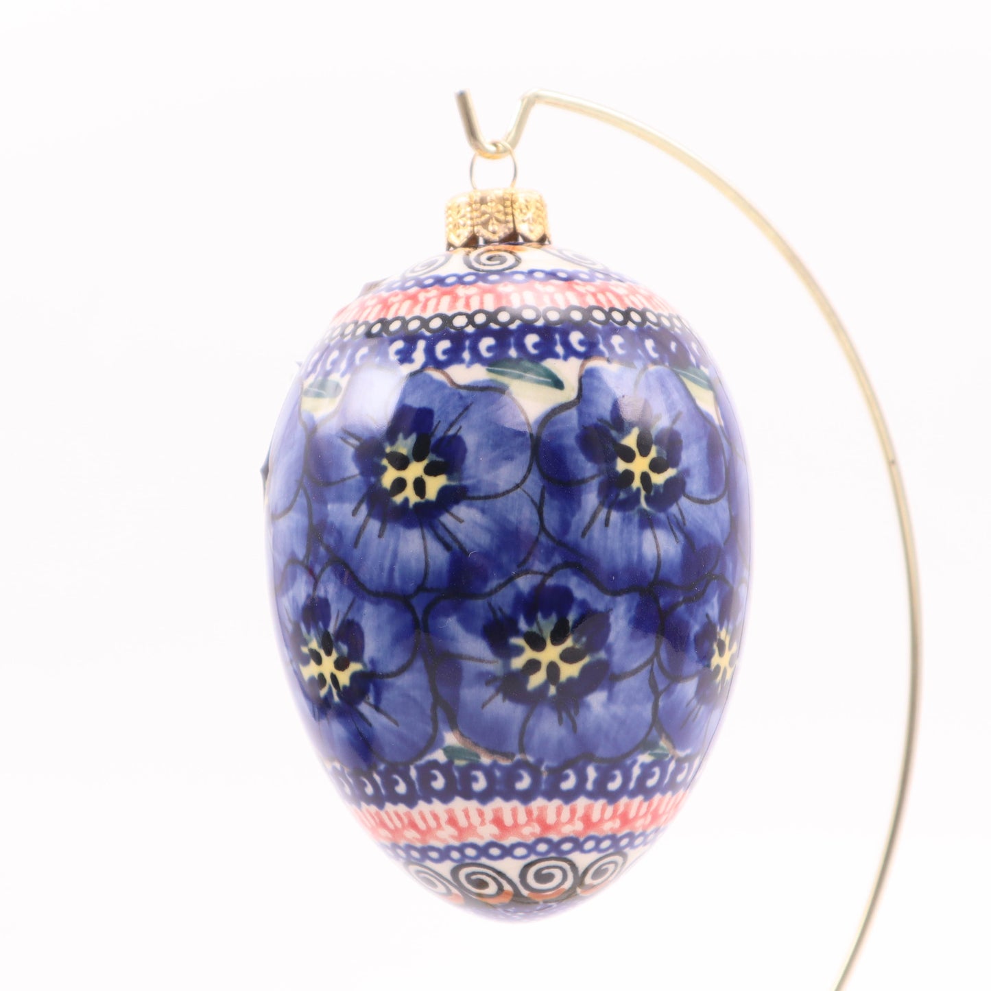 3"x4.5" Egg Ornament .Pattern: Very Violet