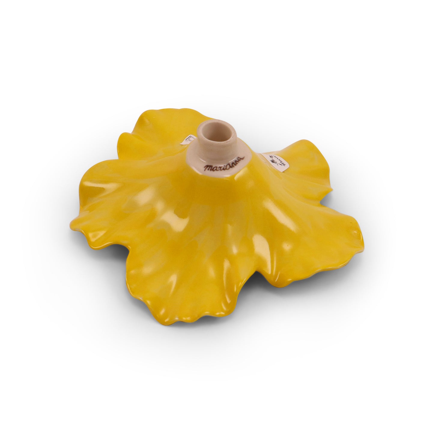 6"x3" Flower Figurine. Pattern: Yellow