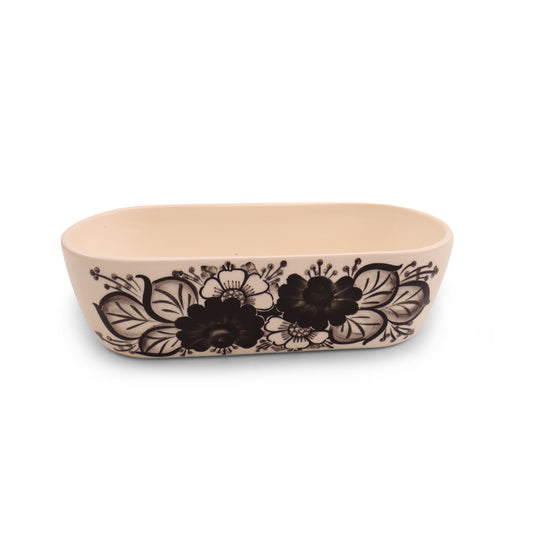11"x5"x4" Flowerpot Cover. Pattern: Black