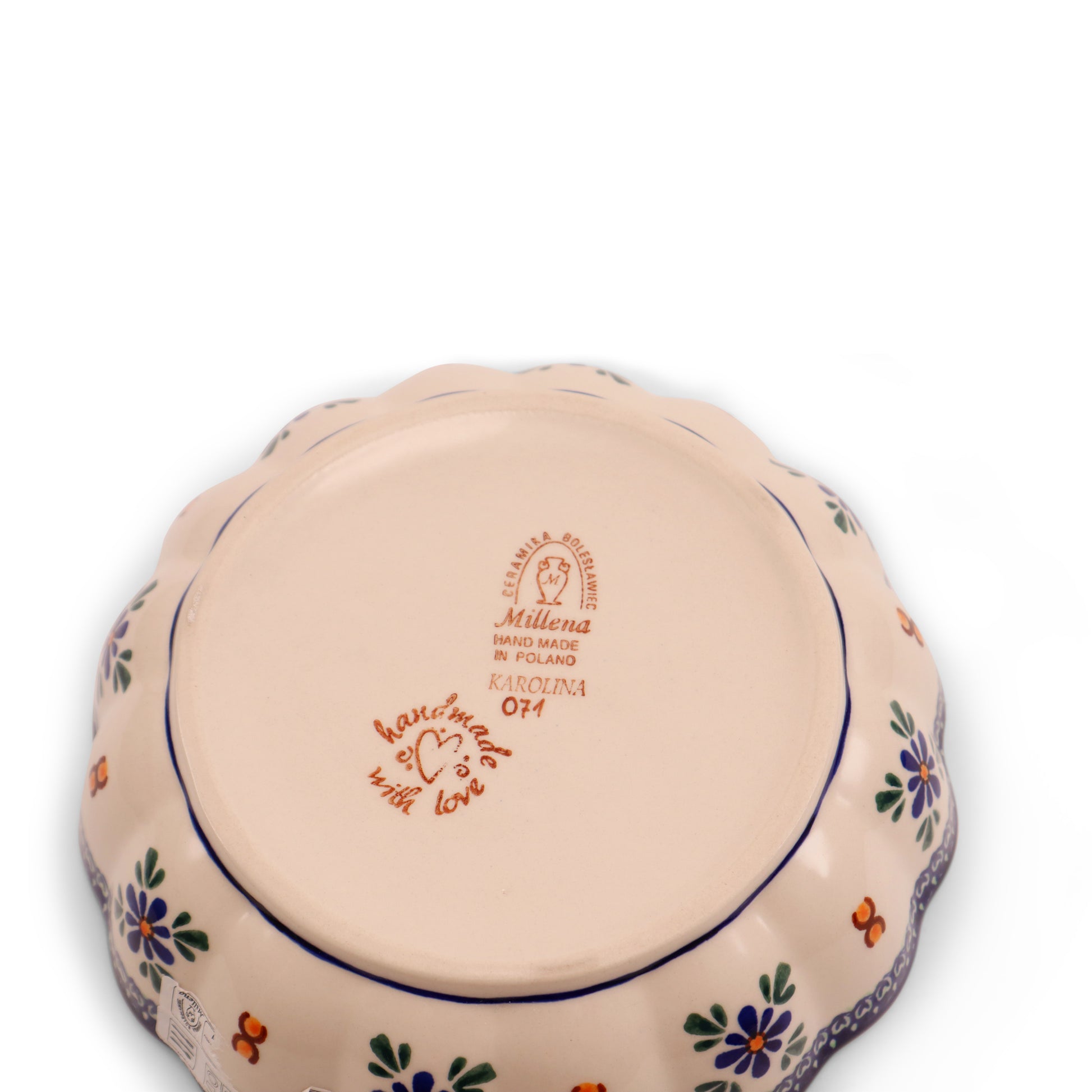 8"x2" Scallop Bowl. Pattern: 071