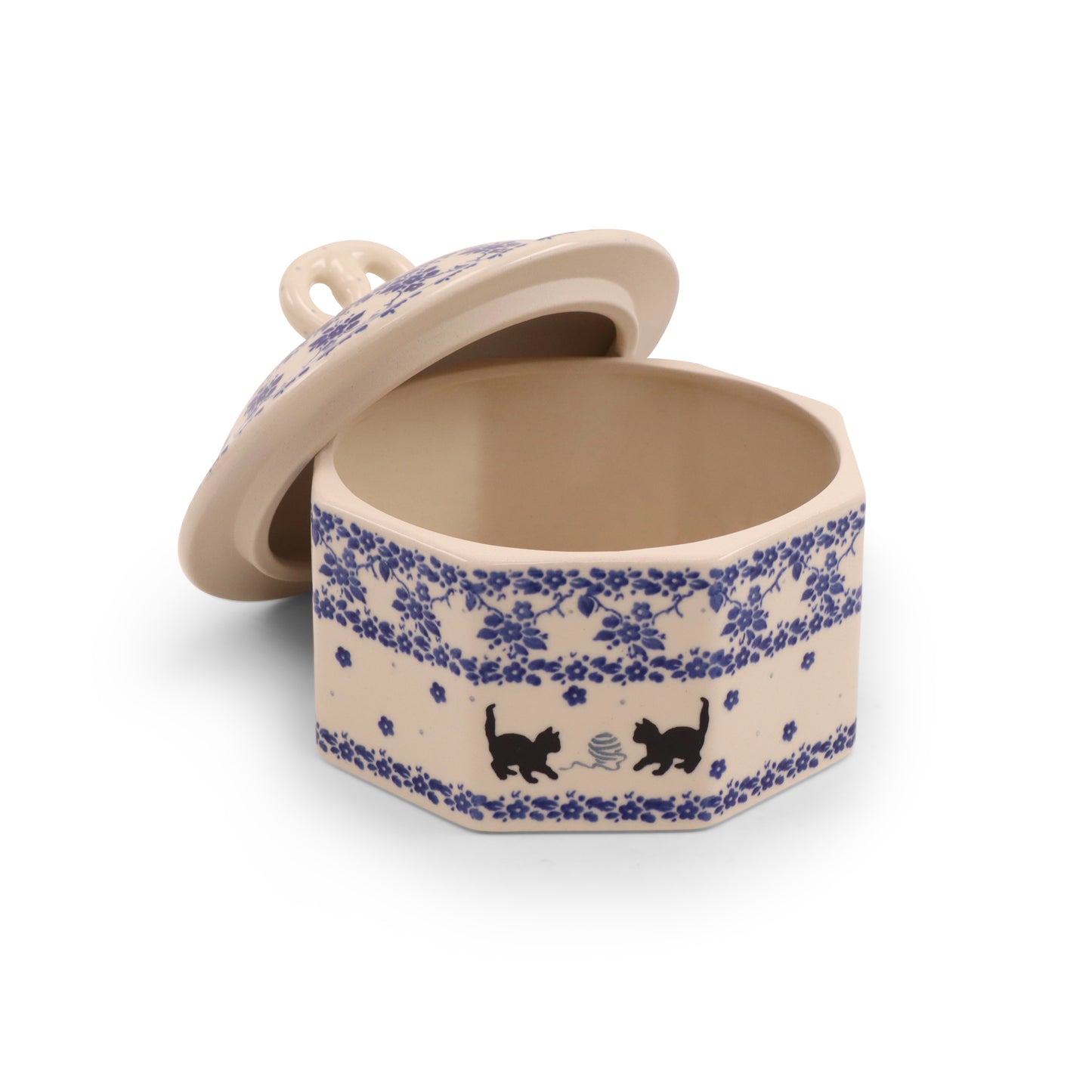 6"x4" Pretzel Box Pattern: Play With Kitty