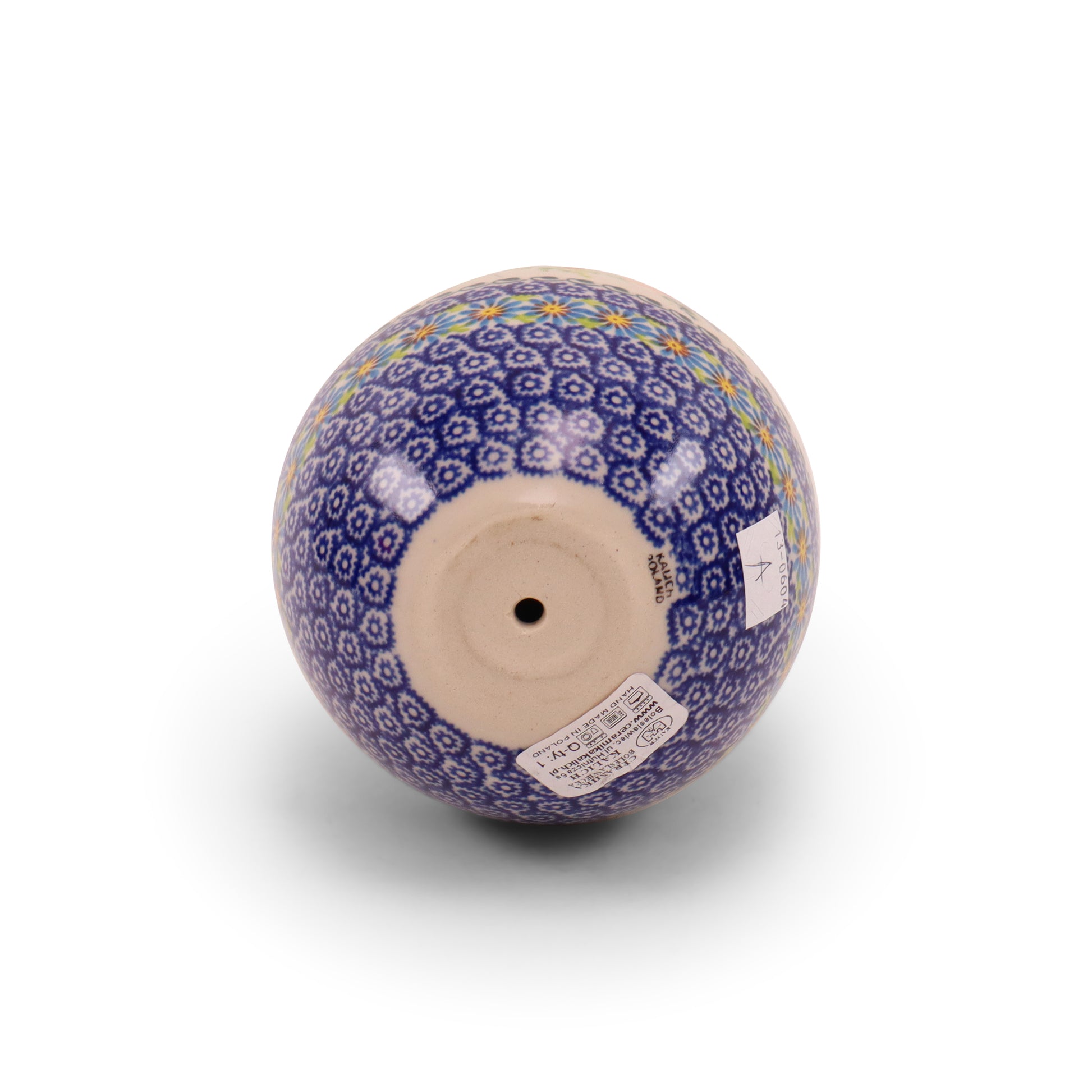 3.5"x6.5" Egg Figurine. Pattern: DE