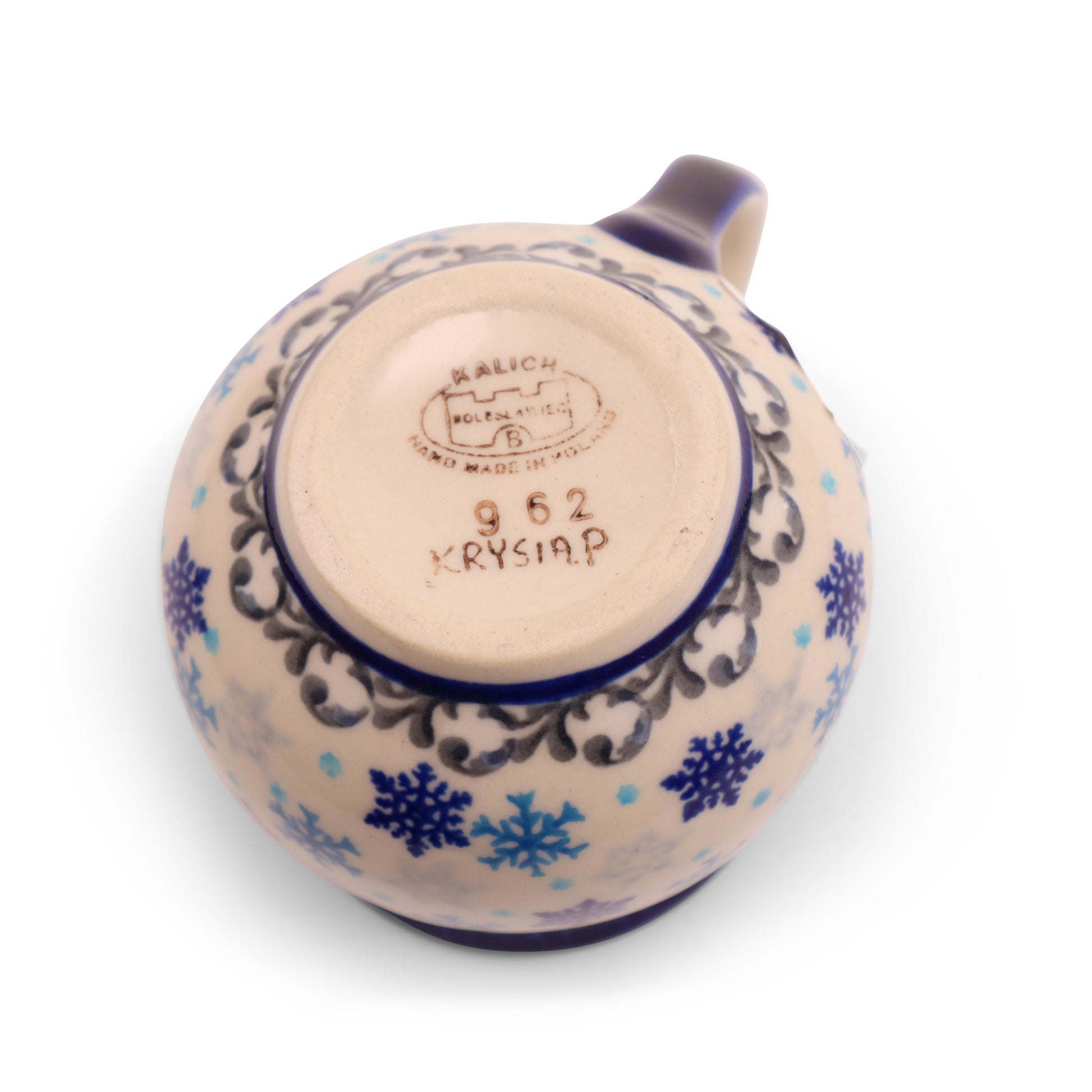 8oz Belly Mug. Pattern: Snow Shower