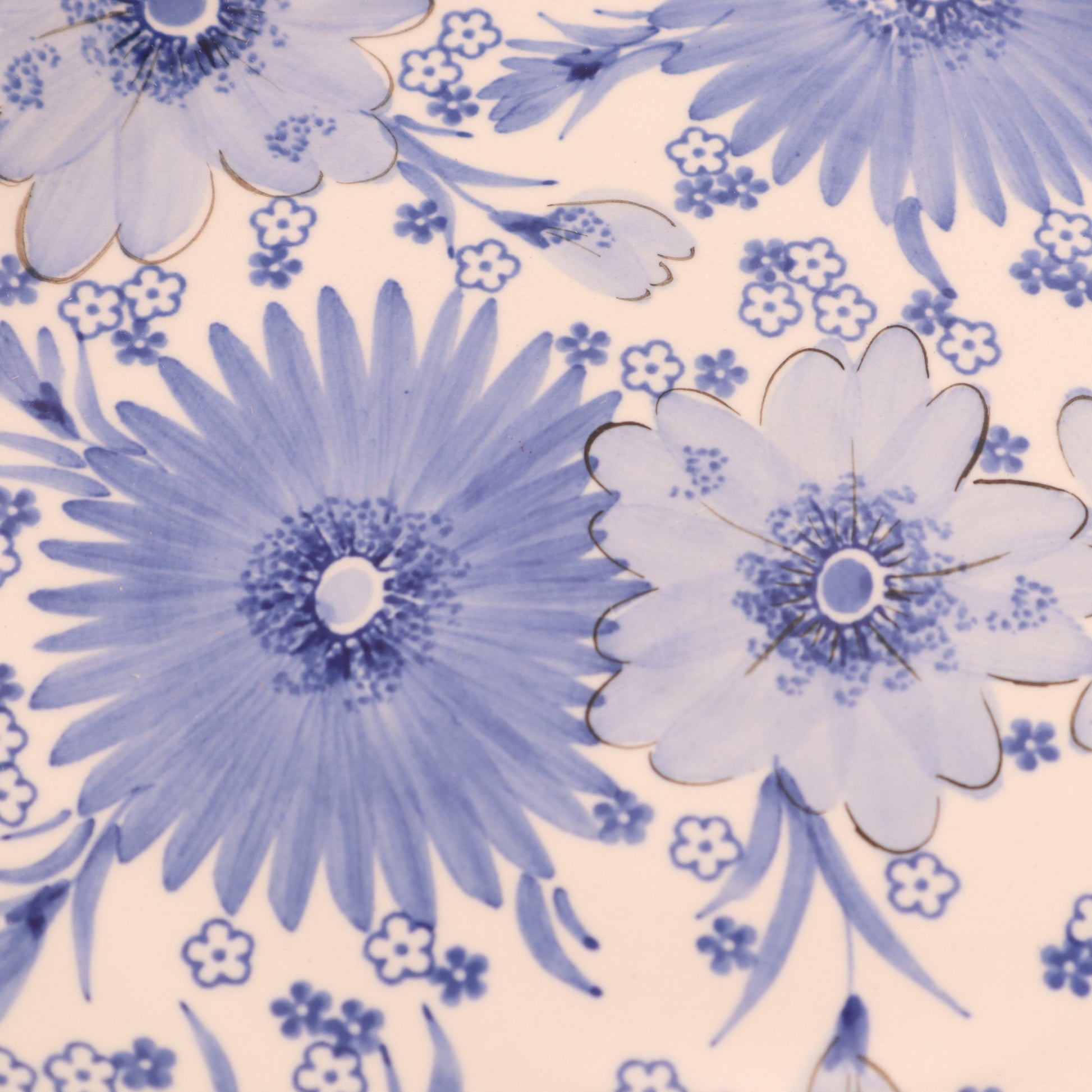 10" Dinner Plate .Pattern:Cobalt Cloud