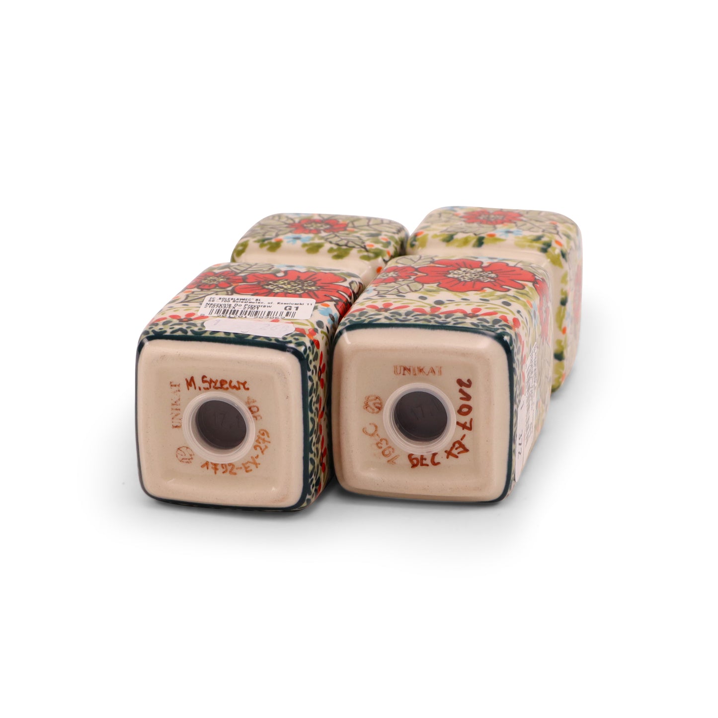 2"x2"x5.5" Salt and Pepper Set. Pattern: In My Garden