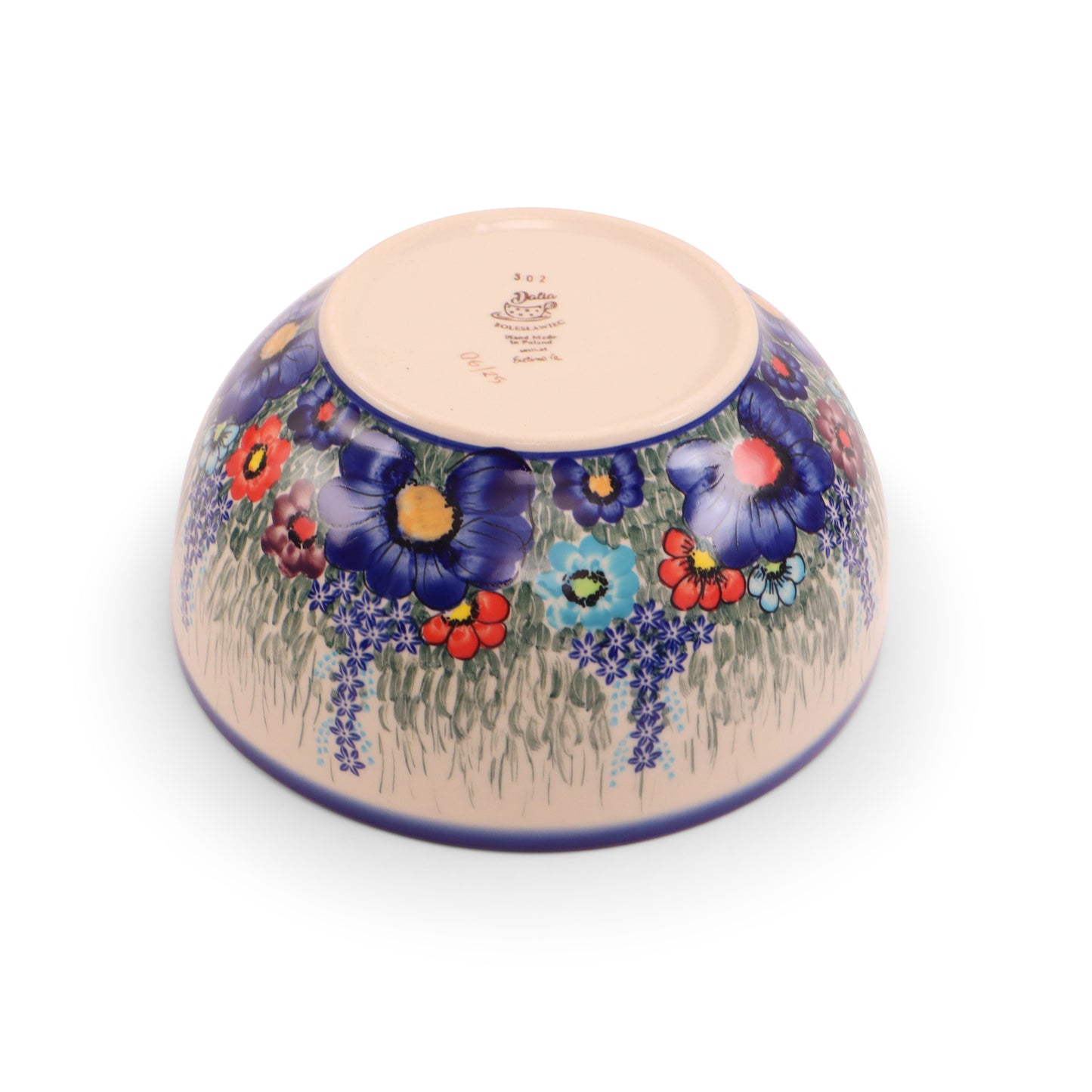 9"x4" Round Bowl.Pattern: Blooms in Blue