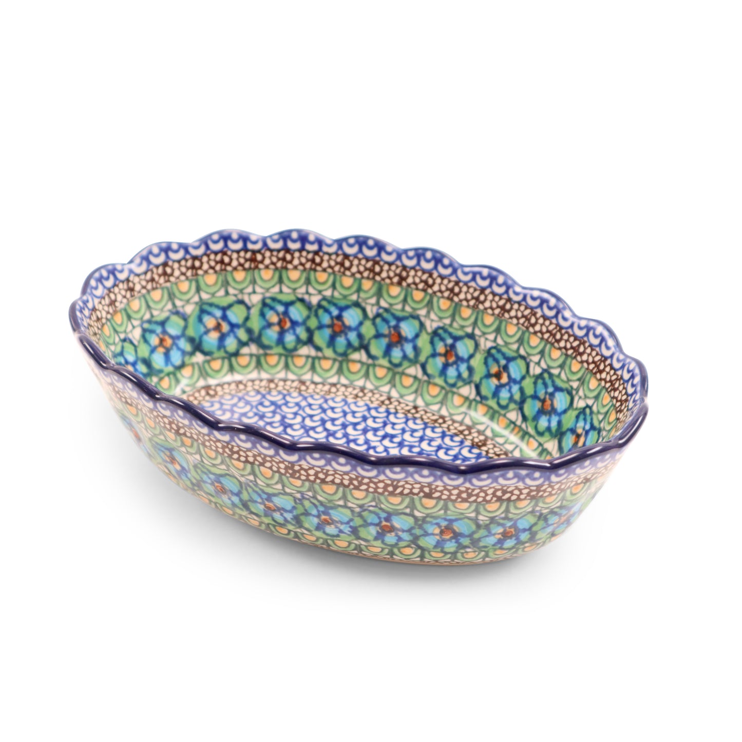 8.5"x6"x3" Fluted Oval Baker. Pattern: U151