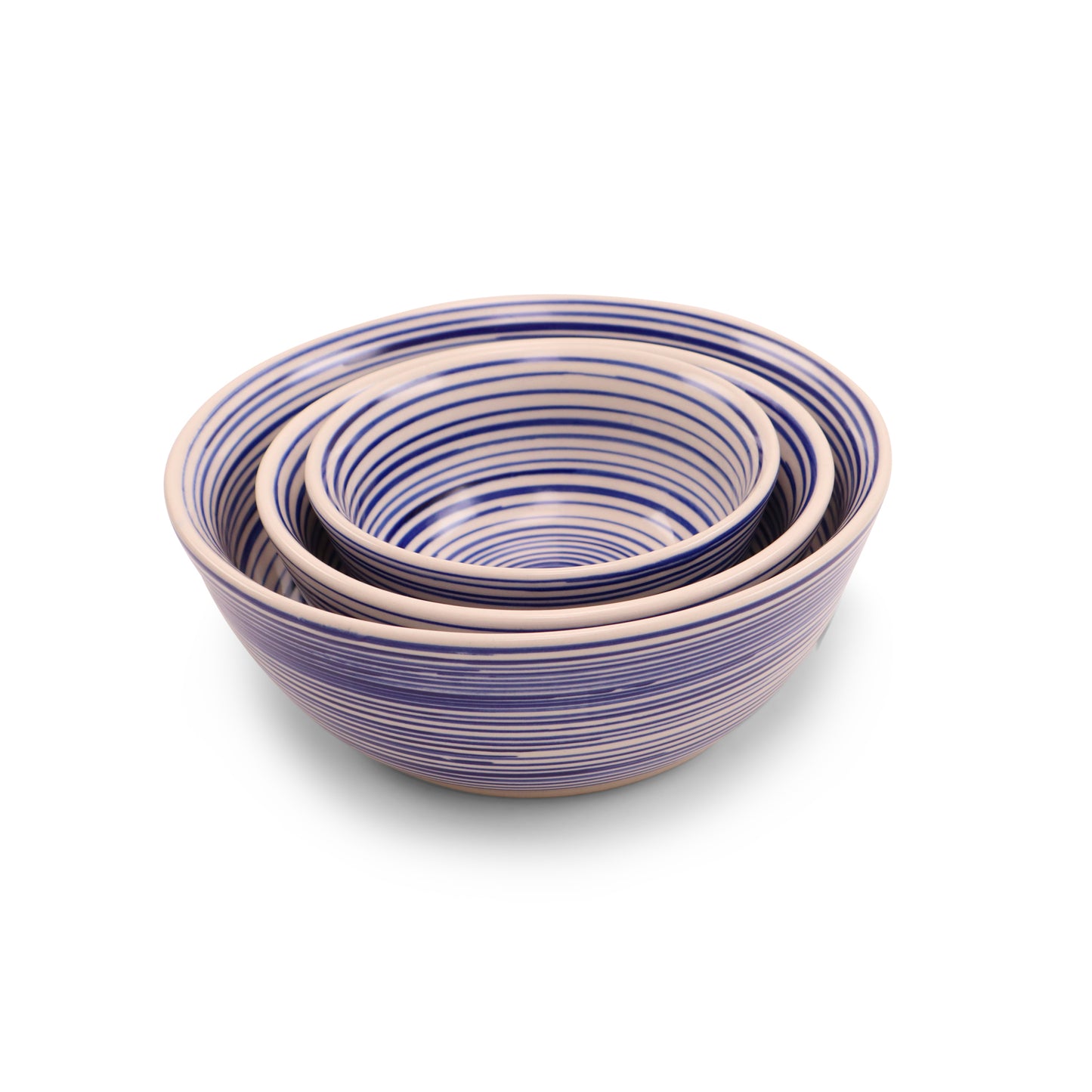 set of 3 stacking bowls .Pattern: Stripes