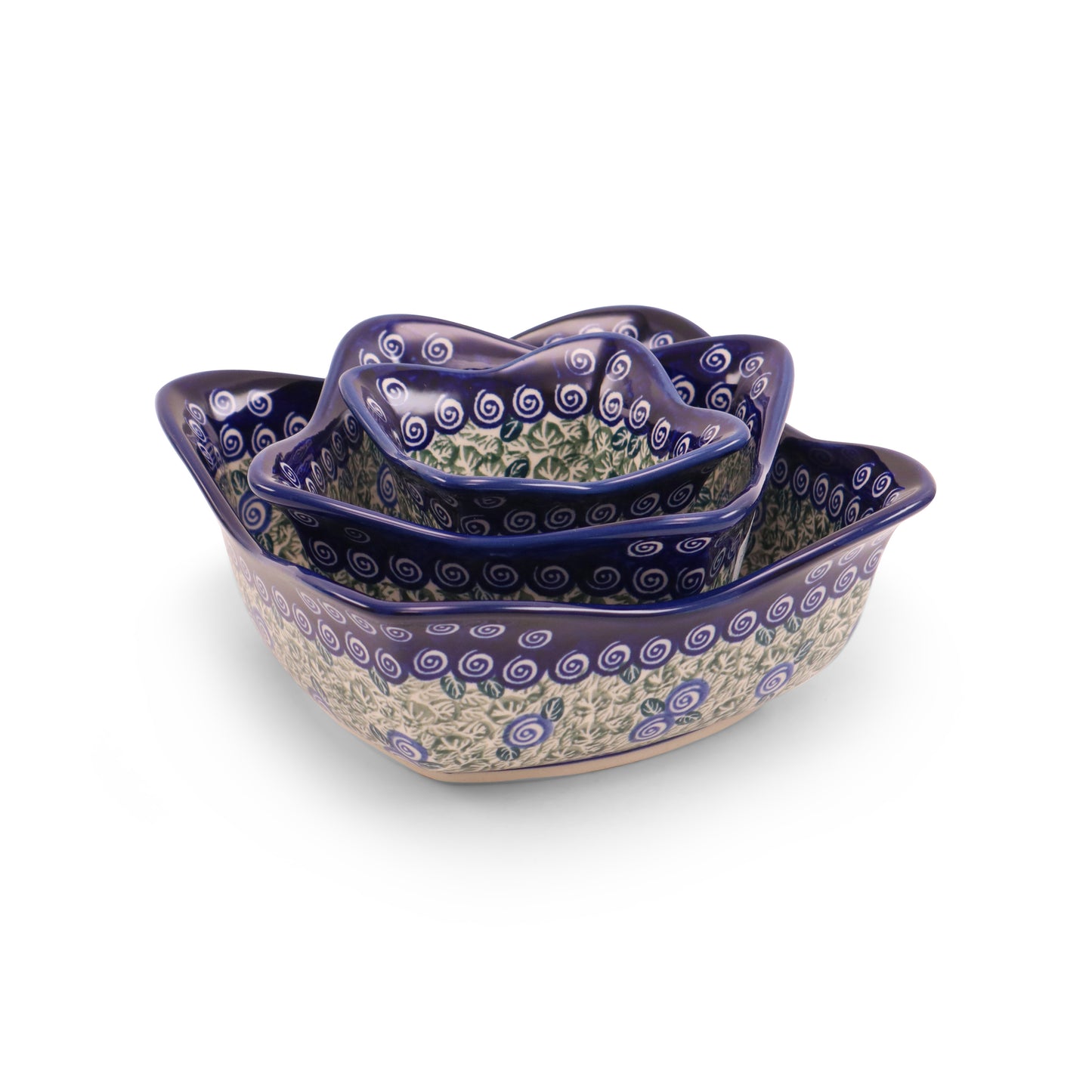 7.5"x7.5"2.5" Wavy Bowl. Pattern: Swirls
