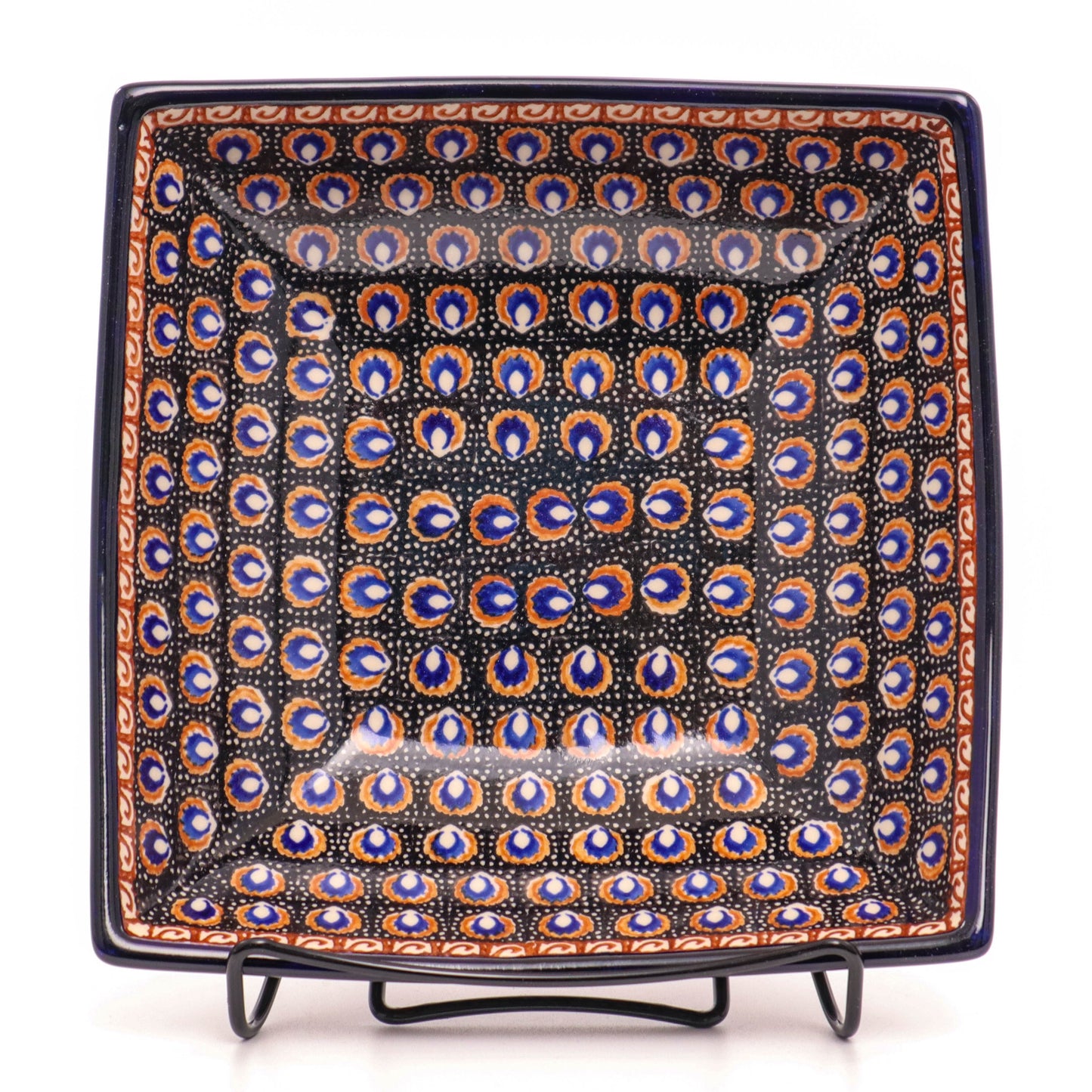 8"x8"x3" Horn Bowl. Pattern: B88