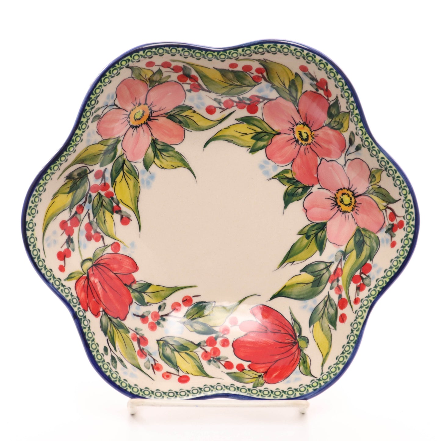 8" Star Bowls. Pattern: A43