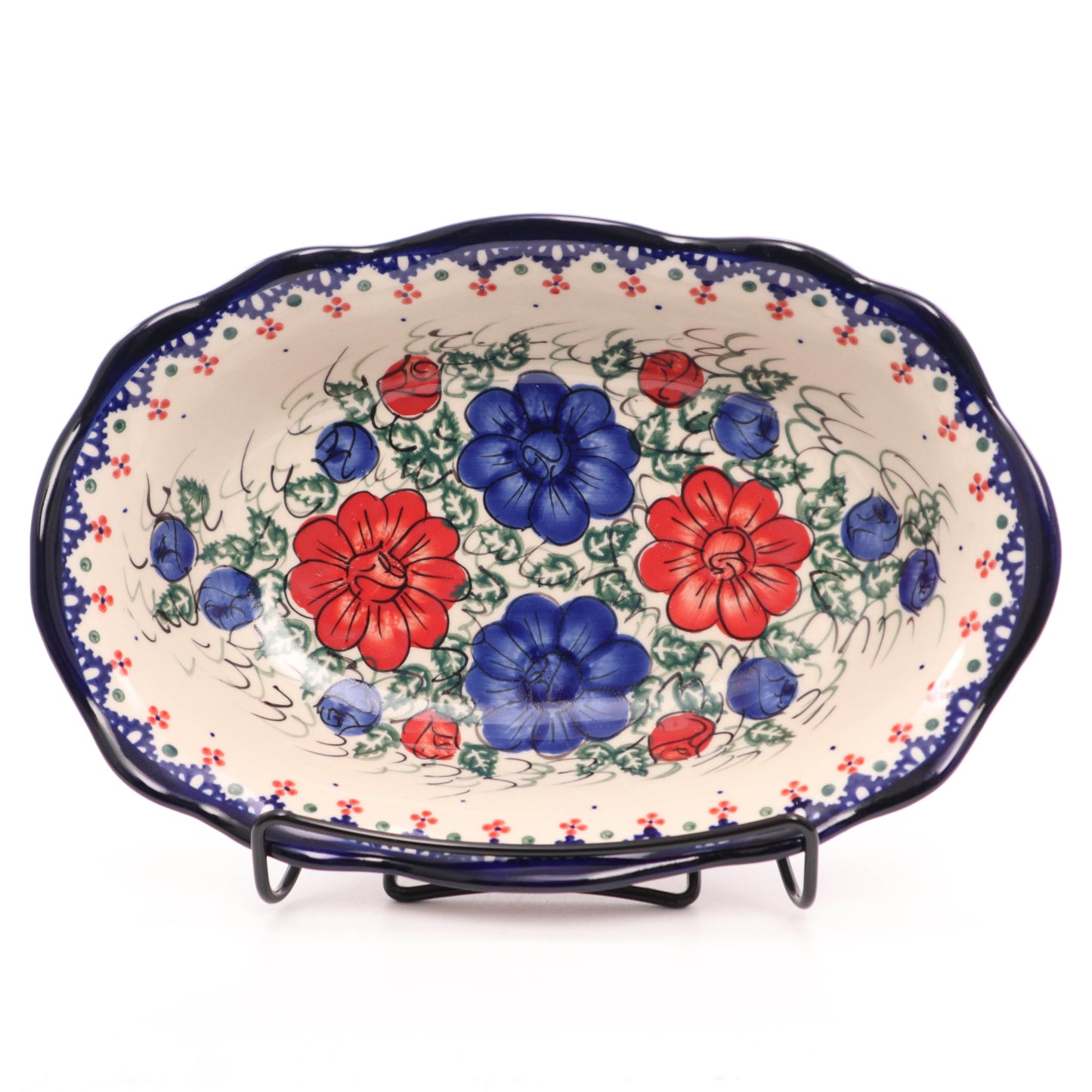 10"x7"x3" Waved Oval Bowl. Pattern: U14
