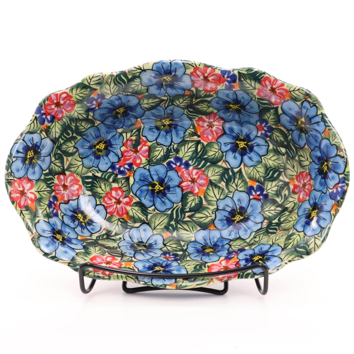 10"x7"x3" Waved Oval Bowl. Pattern: A23