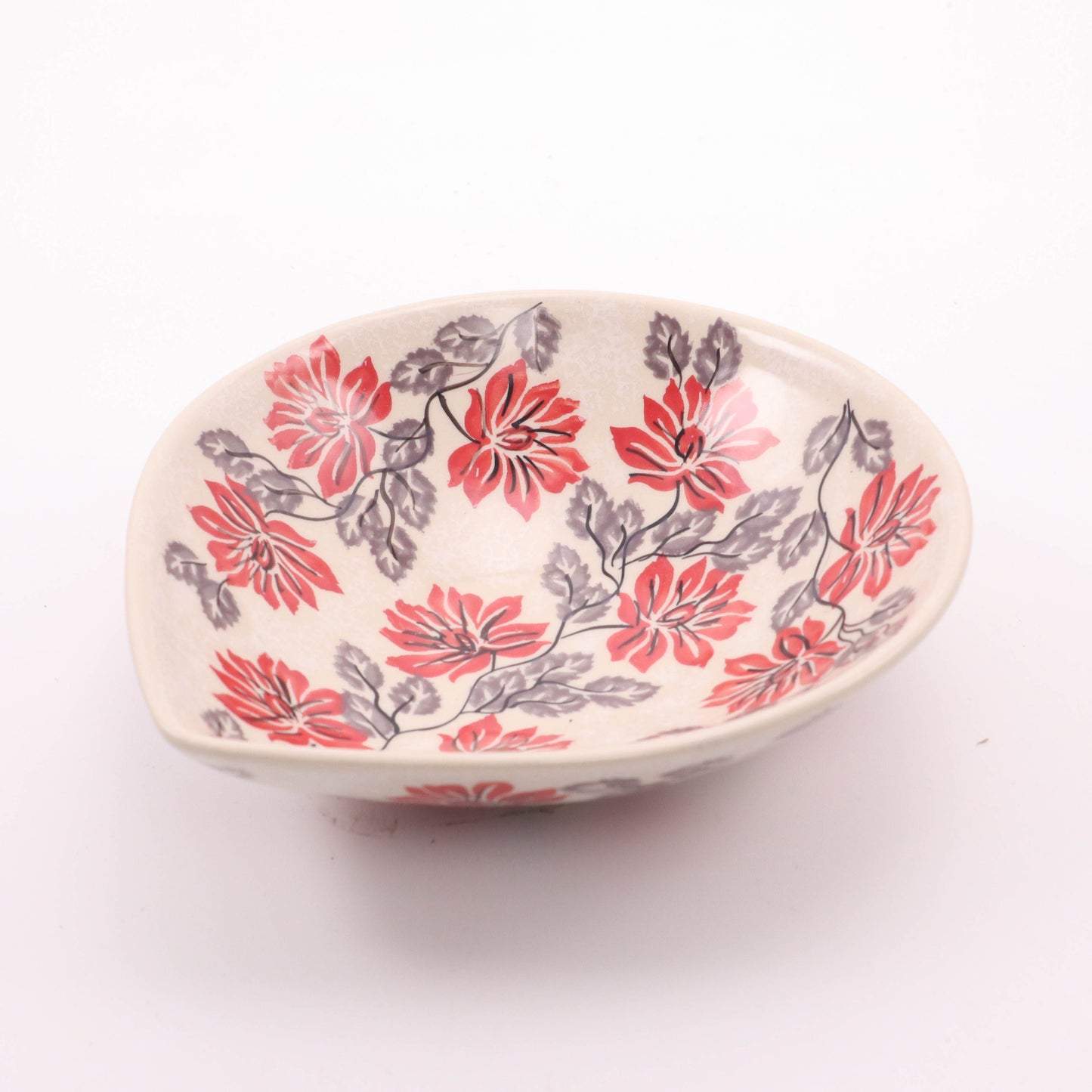 6.5" Drop Bowl. Pattern: Modern Red