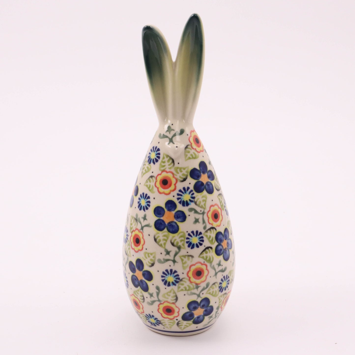 9" Bunny Figurine. Pattern: Mazurek