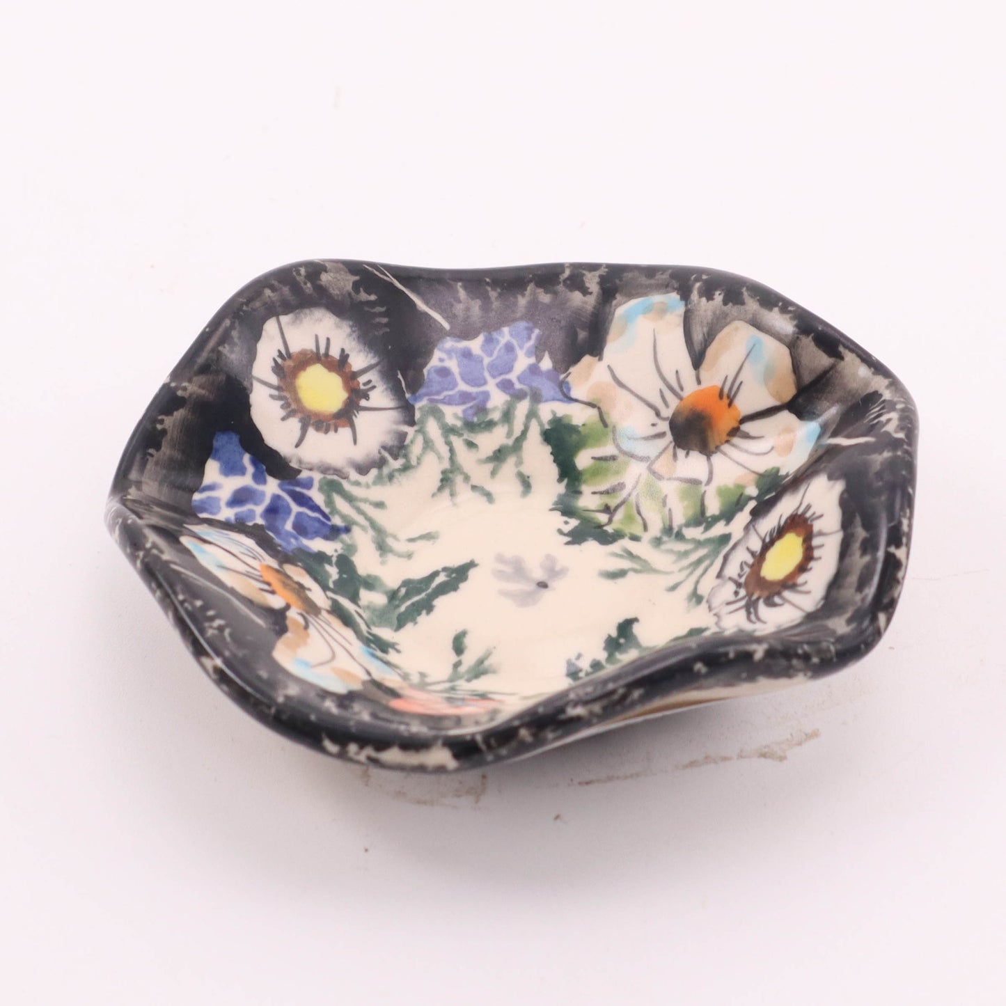 3" Flower Dish. Pattern: Midnight Lace