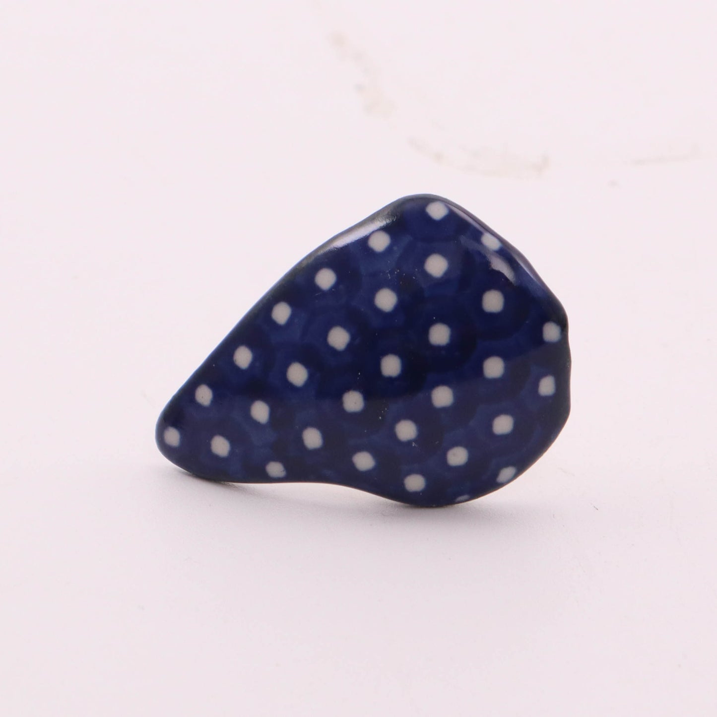 Ceramic Ring. Pattern: Dots