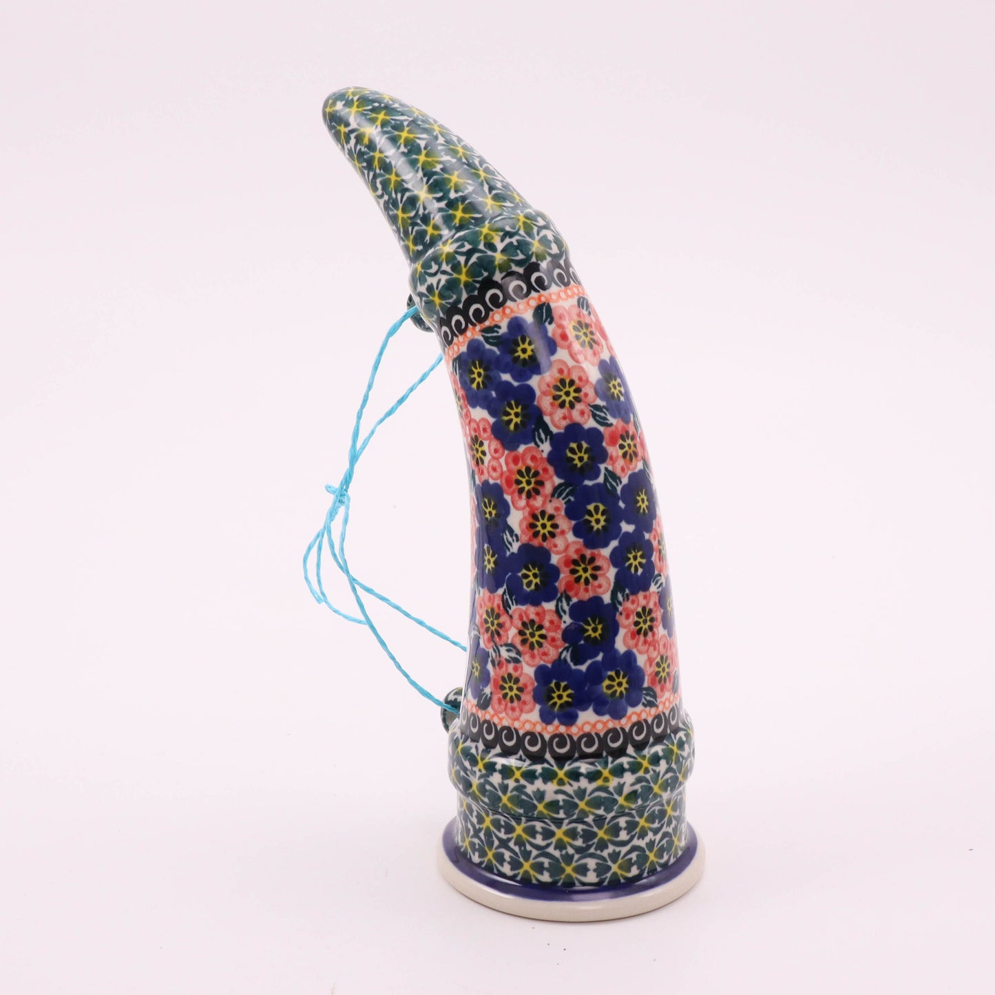 Drinking Horn. Pattern: Red and Blue