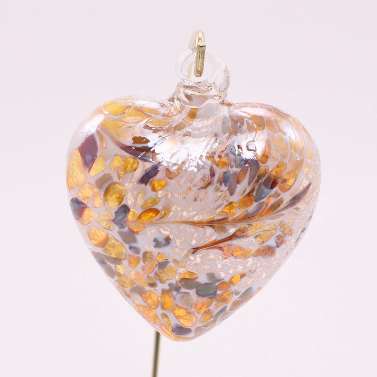 3"x3.5" Hanging Glass Heart. Pattern: Amber