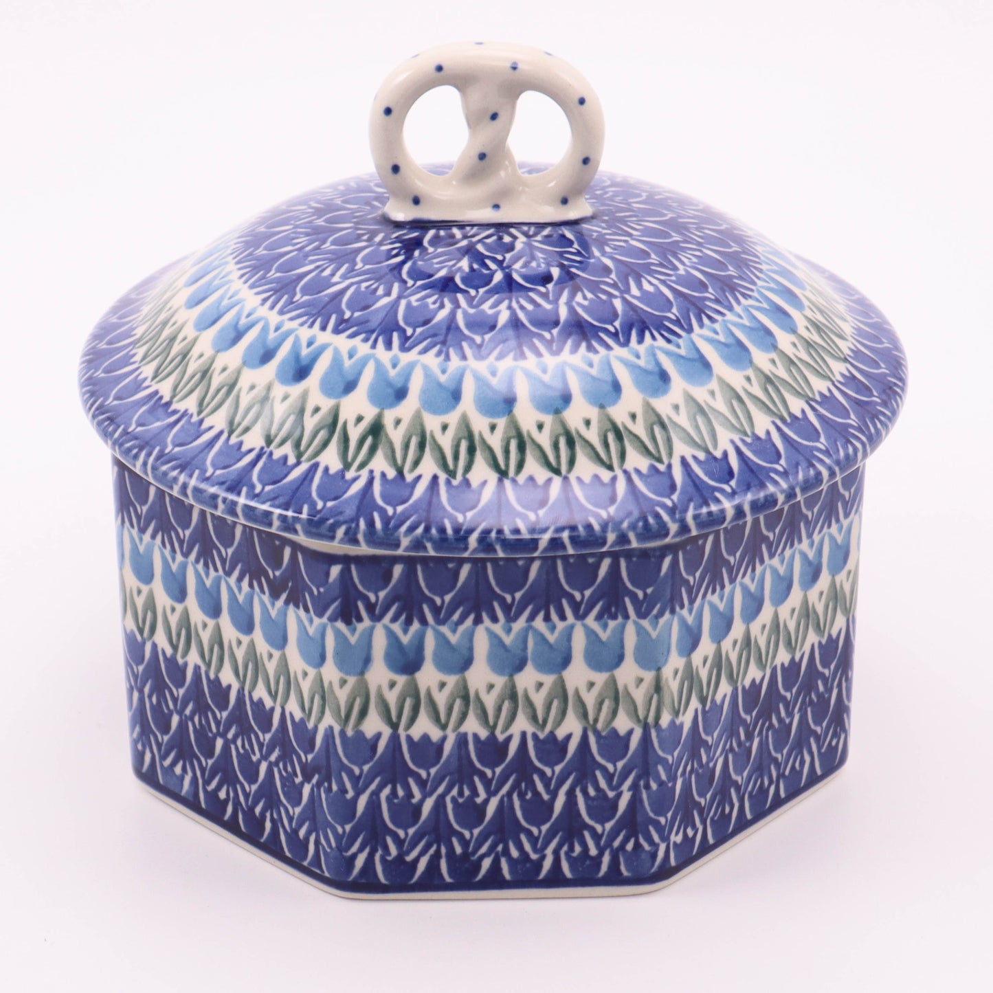 8"x6" Pretzel Box. Pattern: Tulip Parade