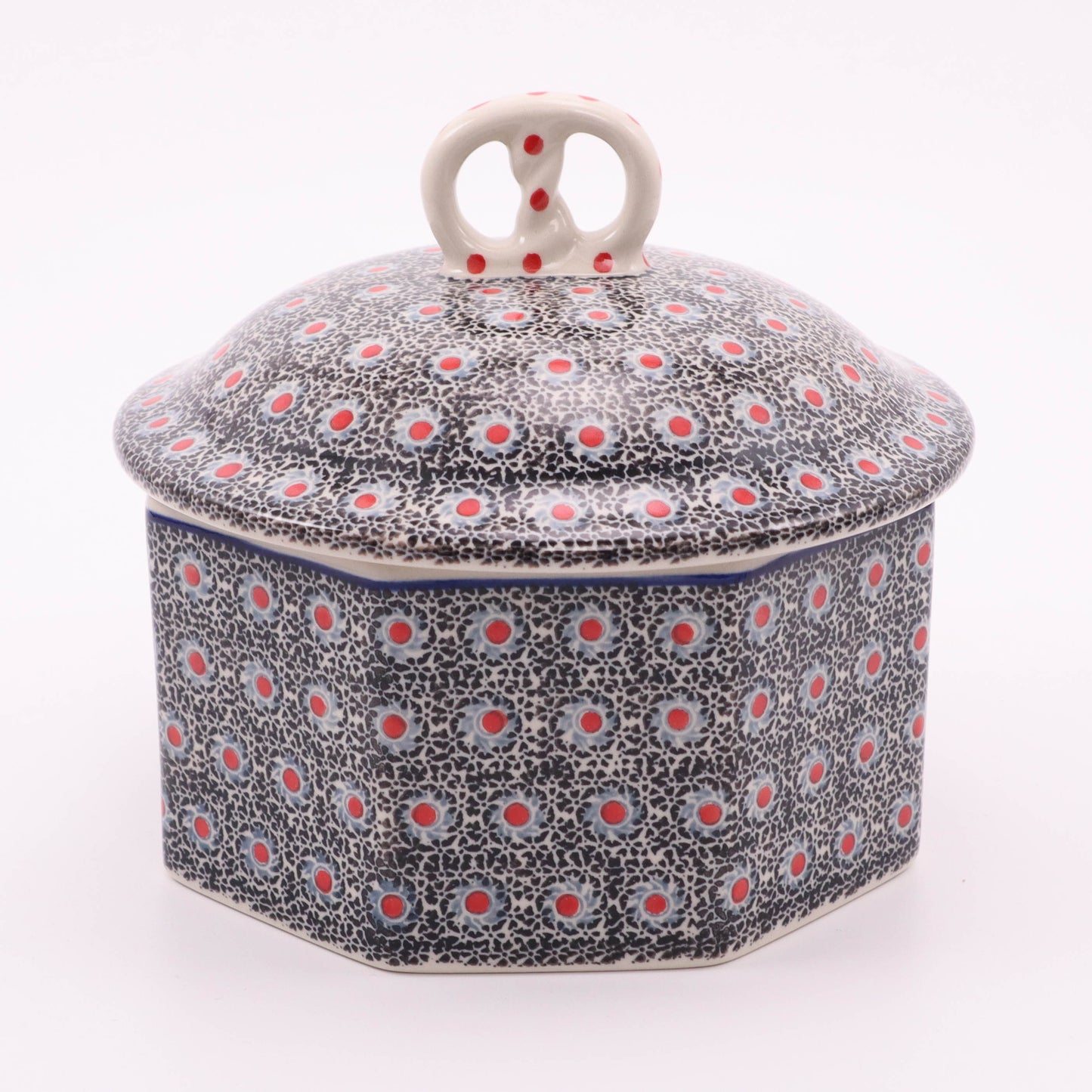 8"x6" Pretzel Box. Pattern: Moonlight Posies