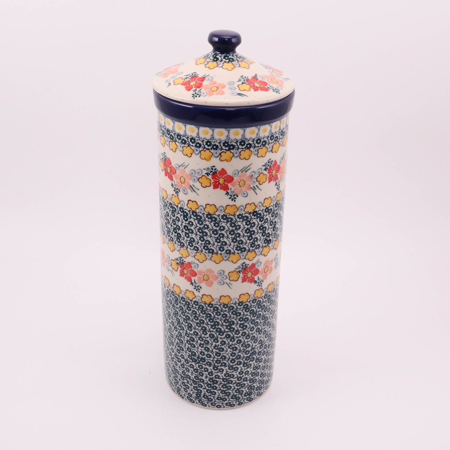 14" Spaghetti Container with Lid. Pattern: Carefree
