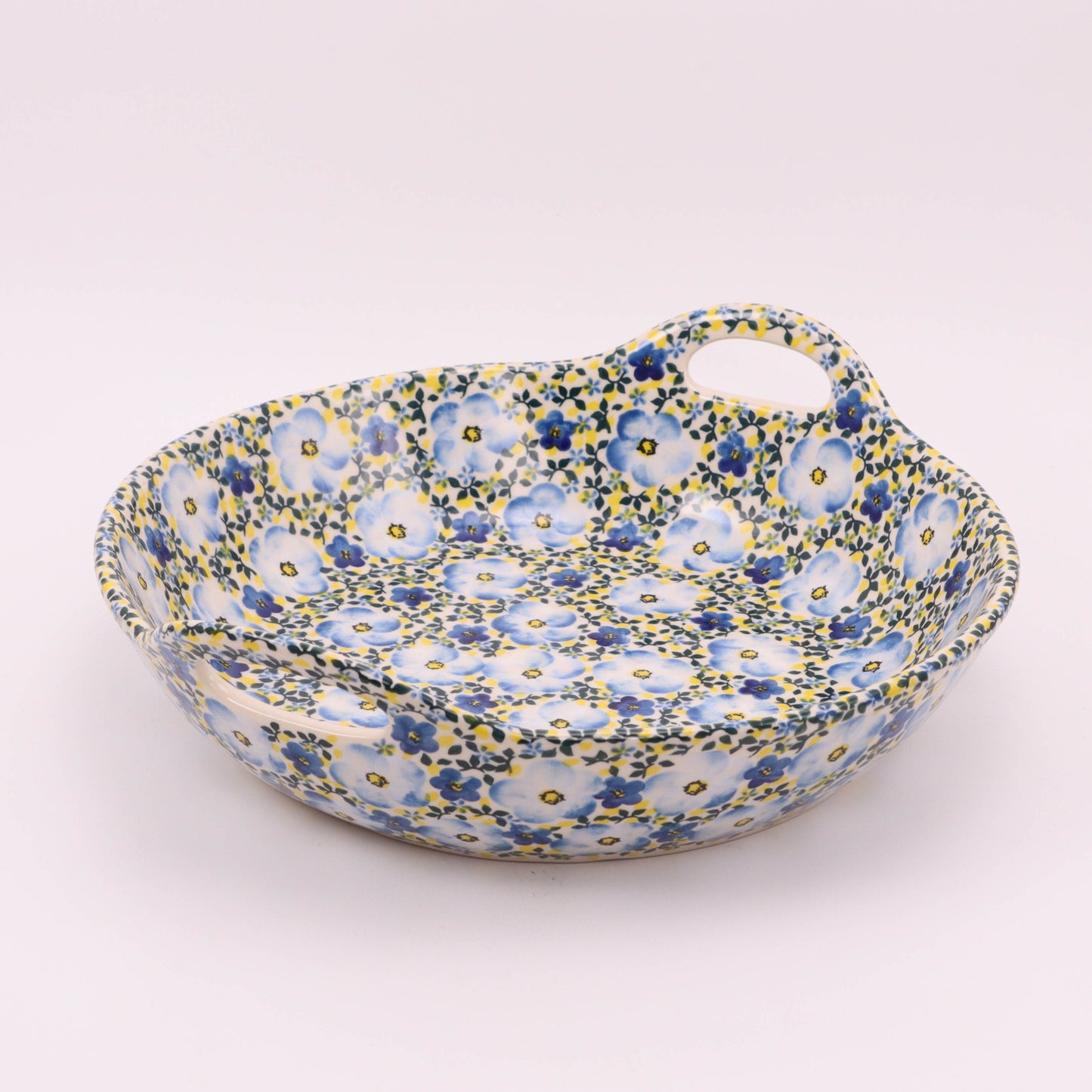 13" Round Bowl with Handles. Pattern: U41B