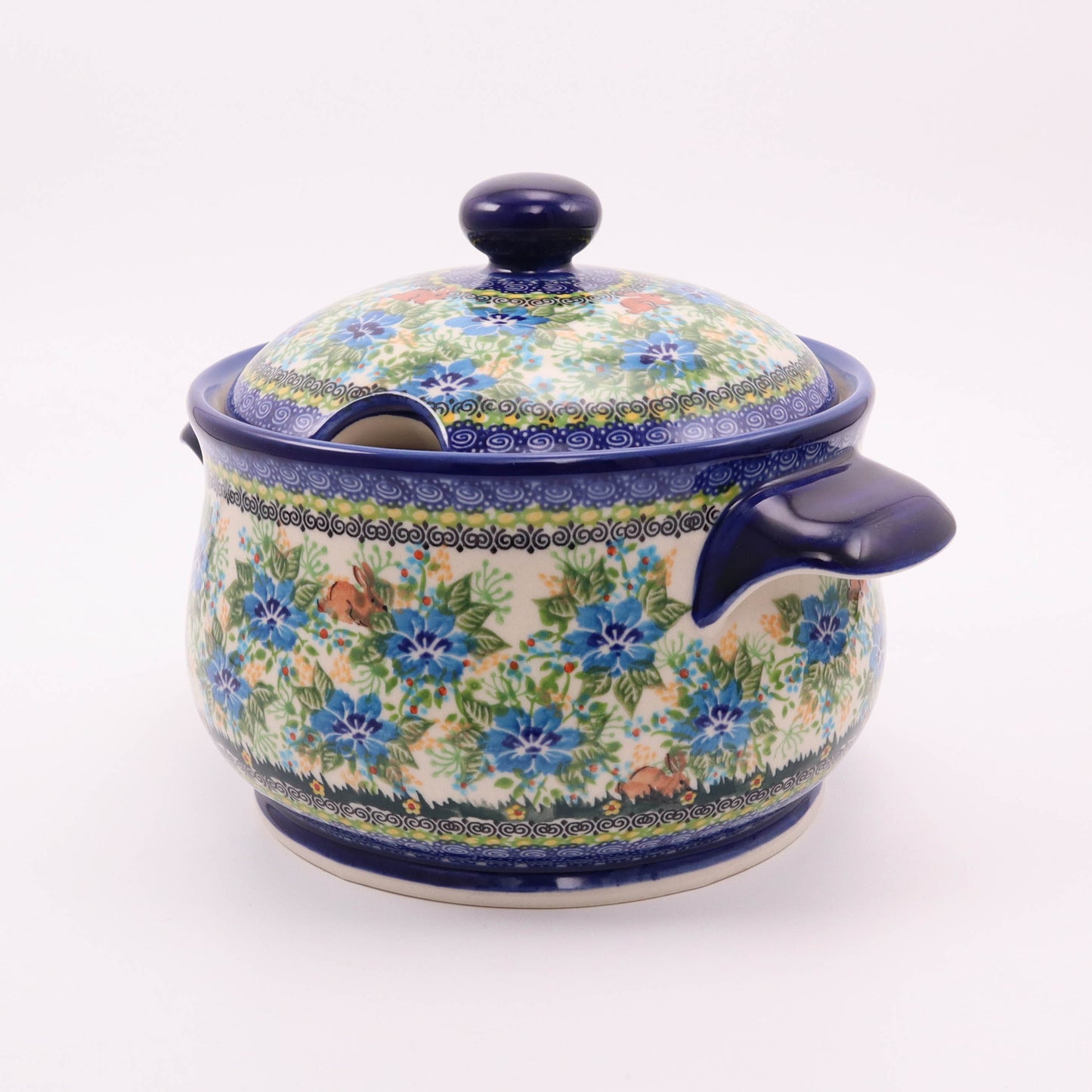 9"x6" Large Tureen. Pattern: Briar Patch