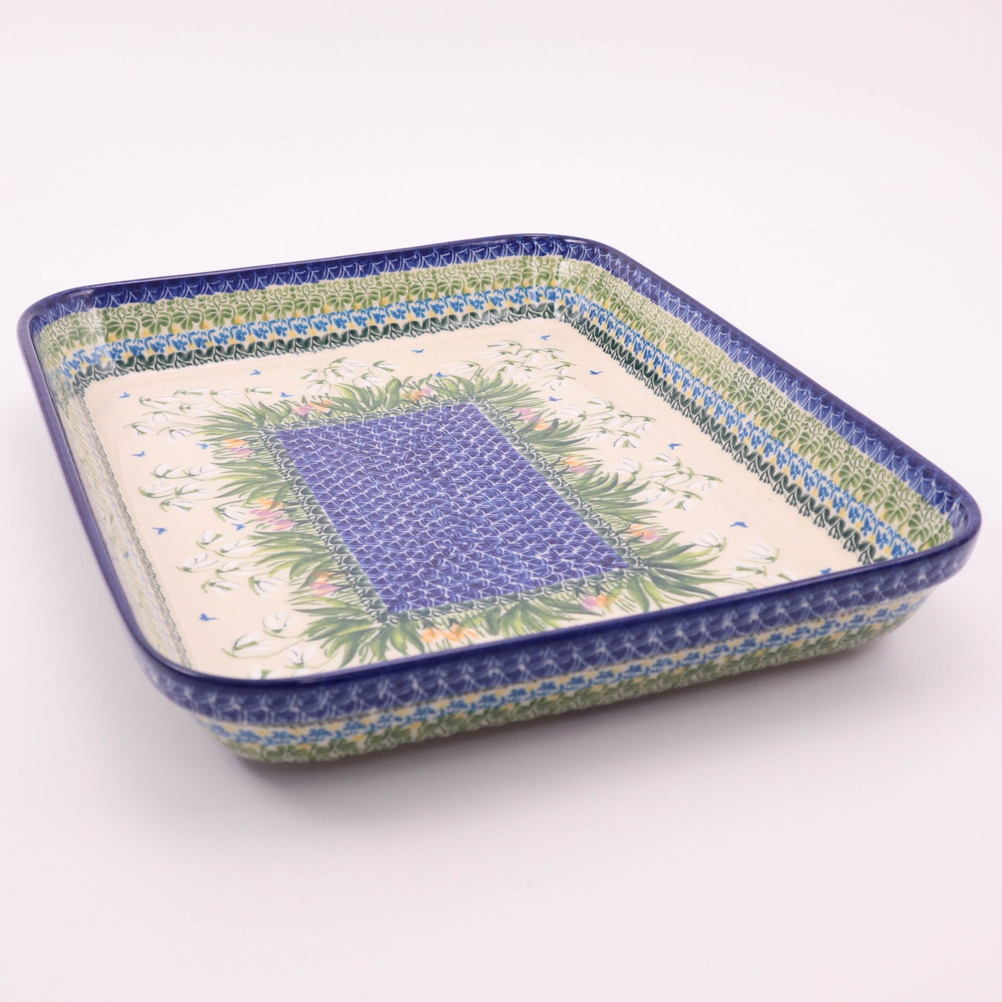 13.5"x11"x2" Shallow Rectangular Baker. Pattern: Snow Drops
