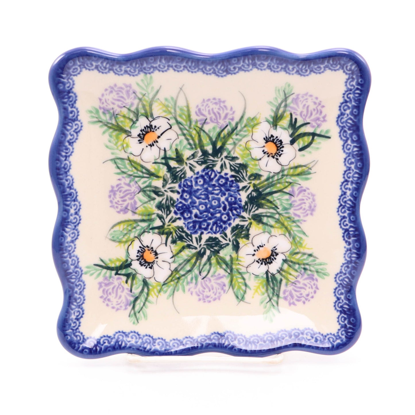 7"x7" Waved Cookie Plate. Pattern: Clover Fields