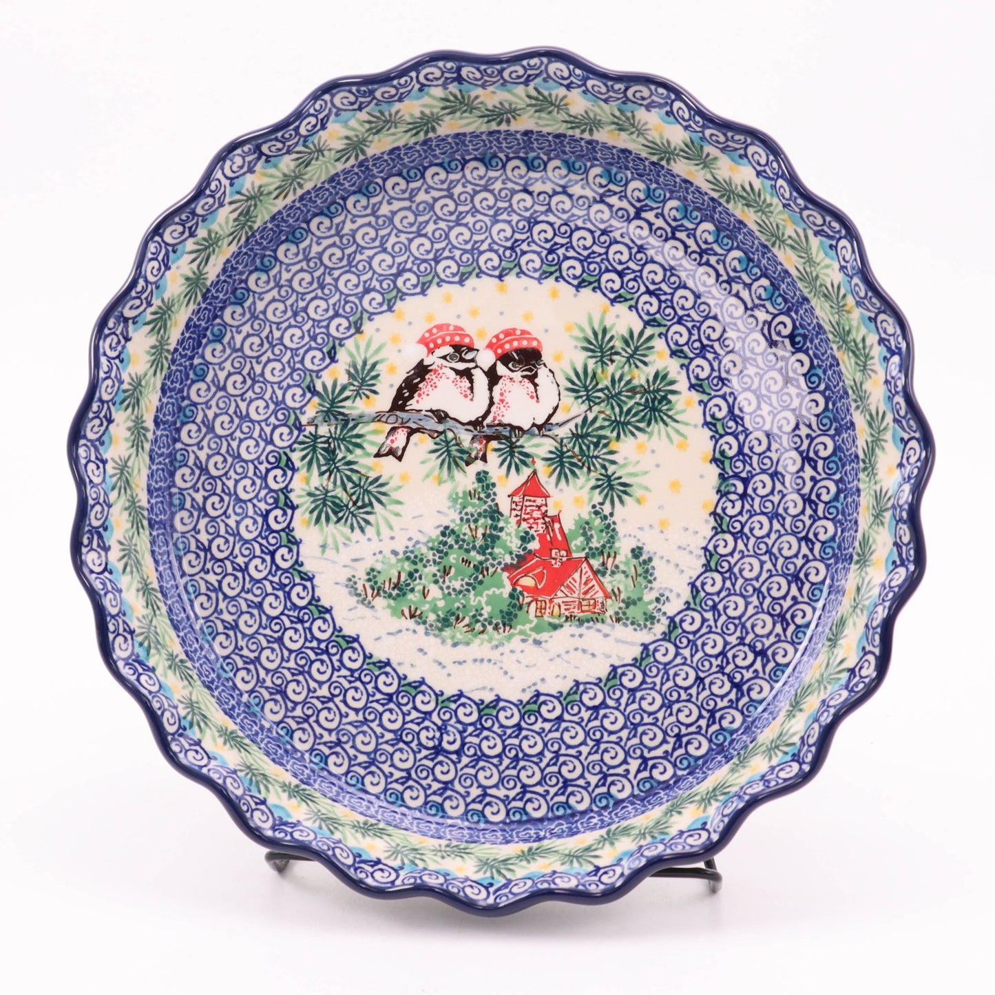 10" Pie Baker. Pattern: Winter Birds