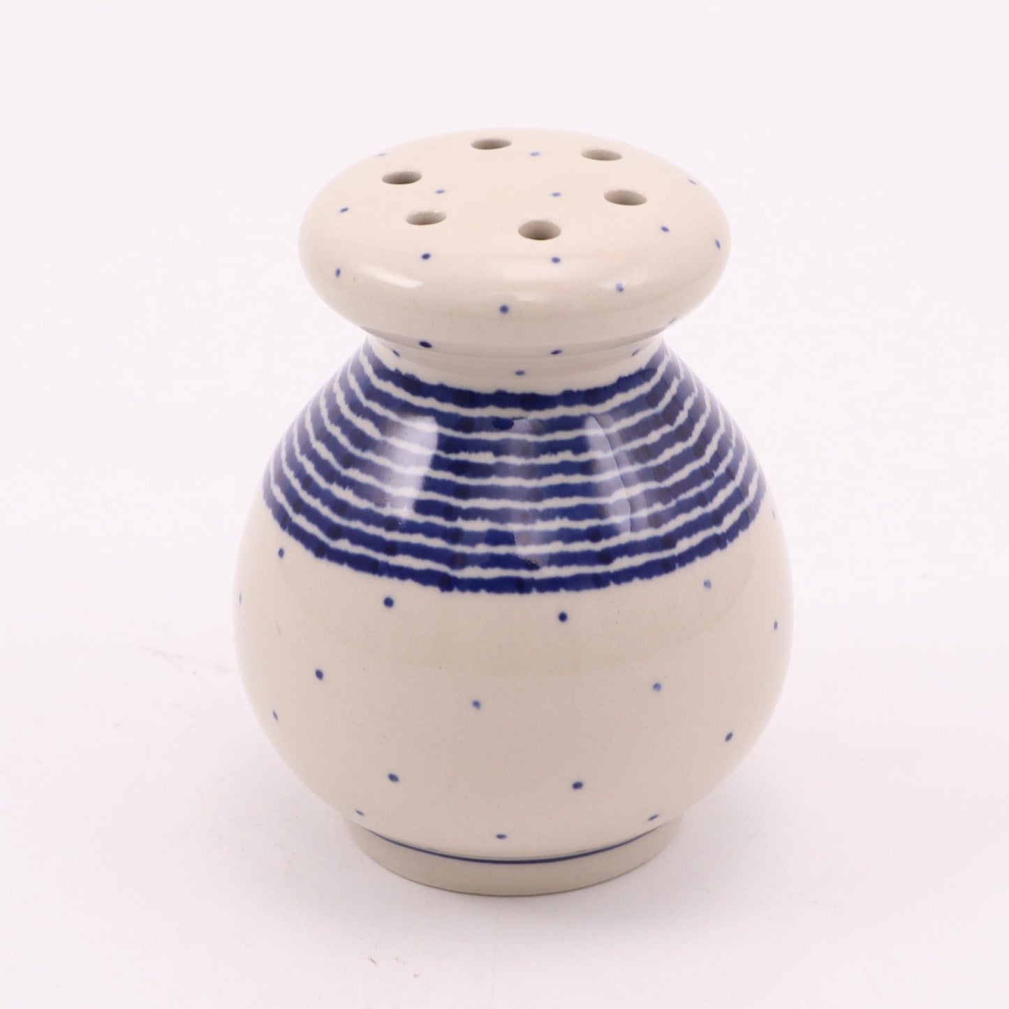 4" Shaker. Pattern: Bellvue
