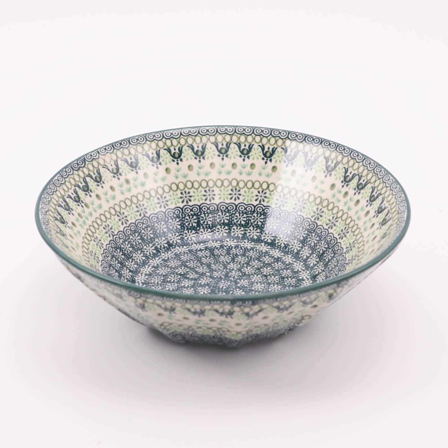 9.5" Ribbed Bowl. Pattern: Mint Julep