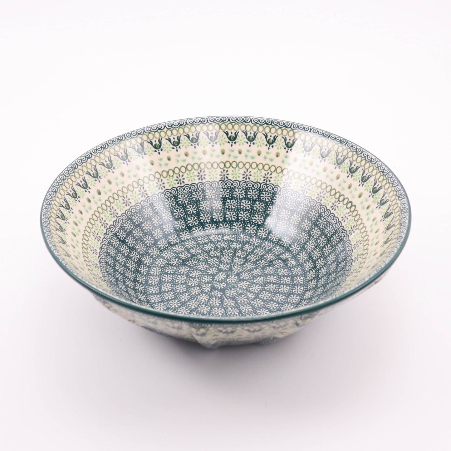 11" Ribbed Bowl. Pattern: Mint Julep