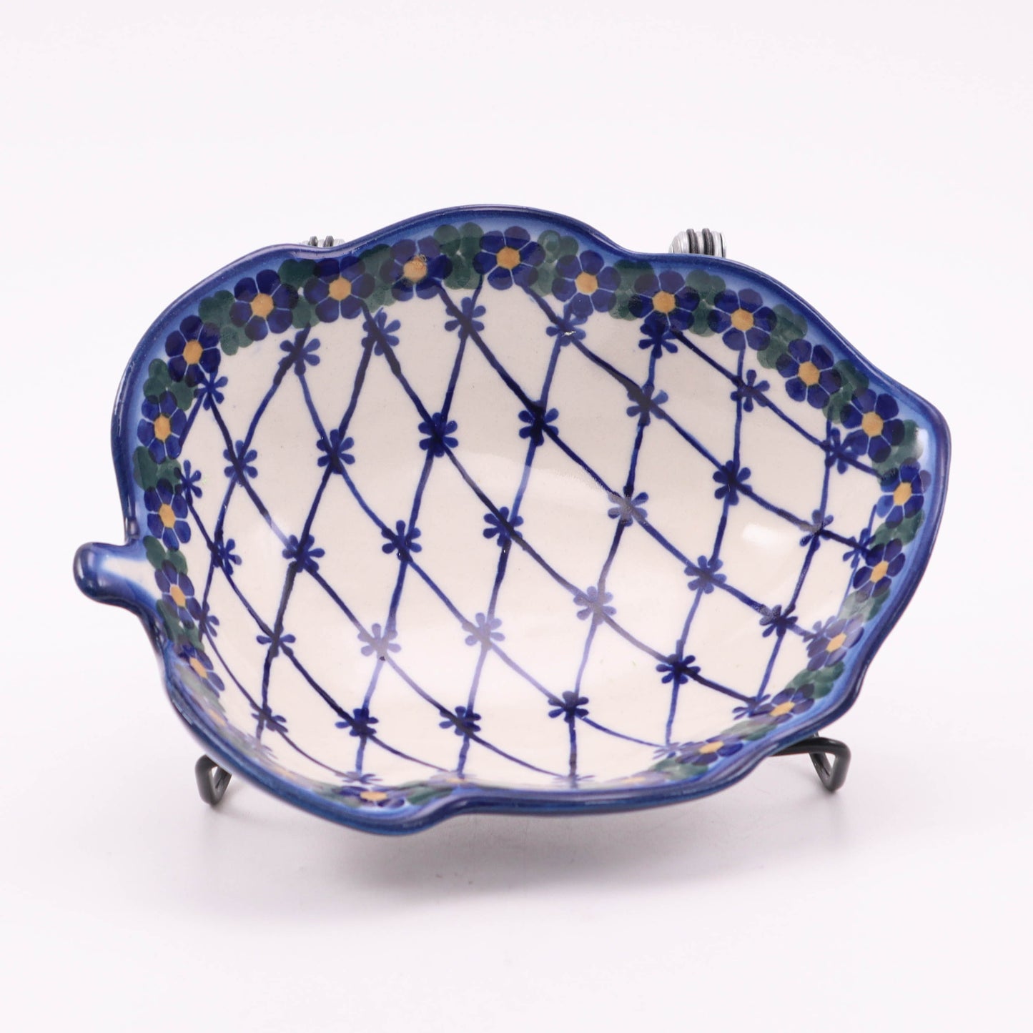 6"x7.5" Leaf Dish. Pattern: Cobalt Lattice