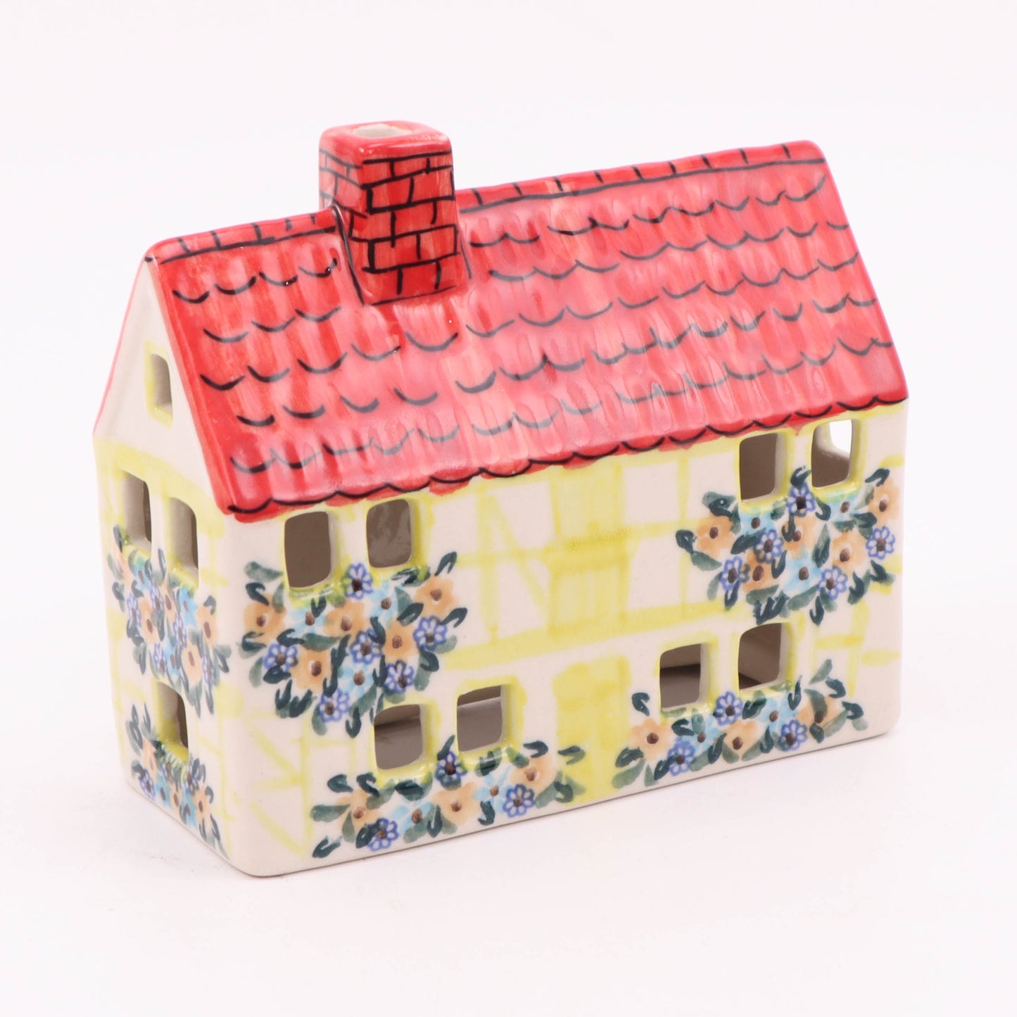 4.5" House Figurine. Pattern: I