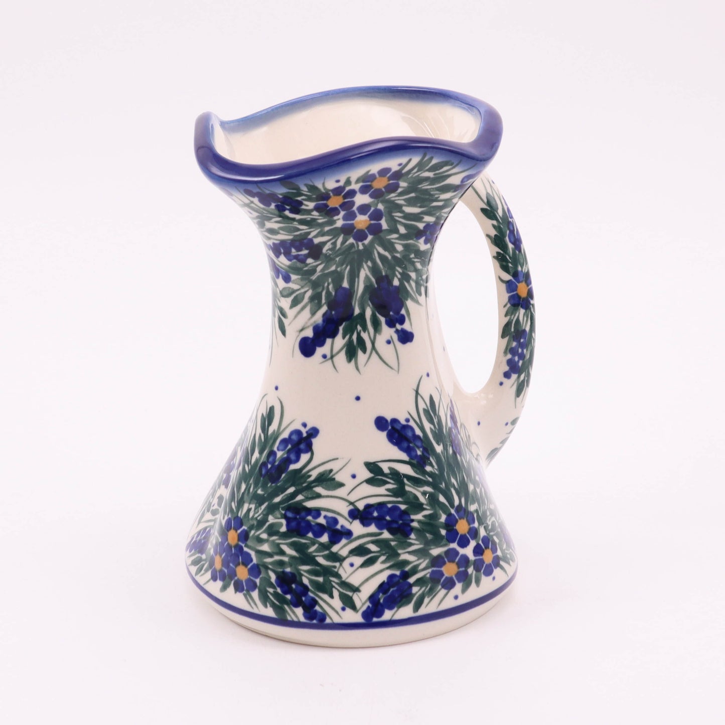 7.5" Kruk Vase. Pattern: Chelsea