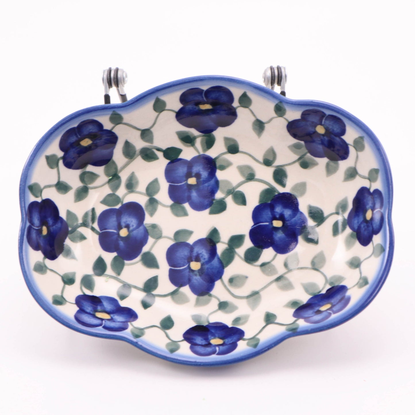 6"x7.5" Shell Bowl. Pattern: Violets