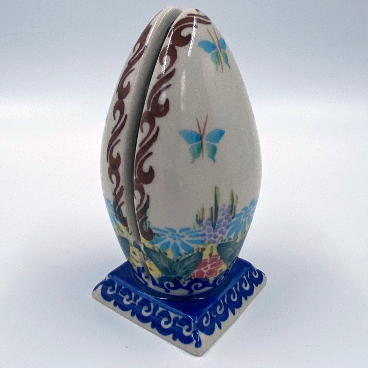 3"x5" Scentramic Fragrance Holder. Pattern: Butterflies