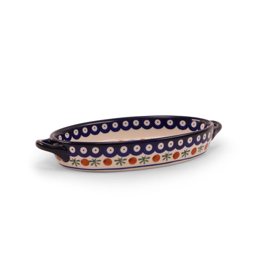 9.5"x6.5" Oval Baker with handles. Pattern: 013X