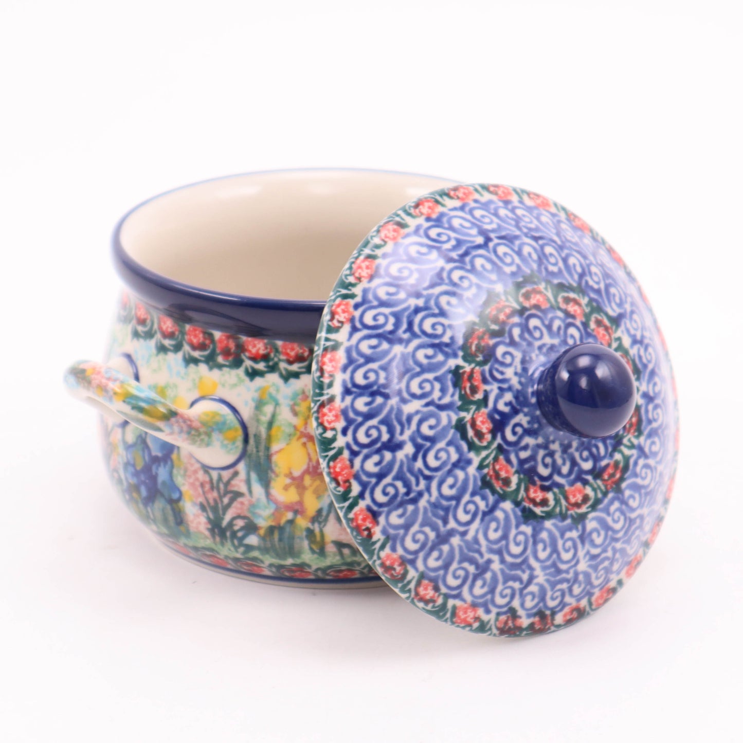 4"x3" Small Tureen. Pattern: Dreamscape