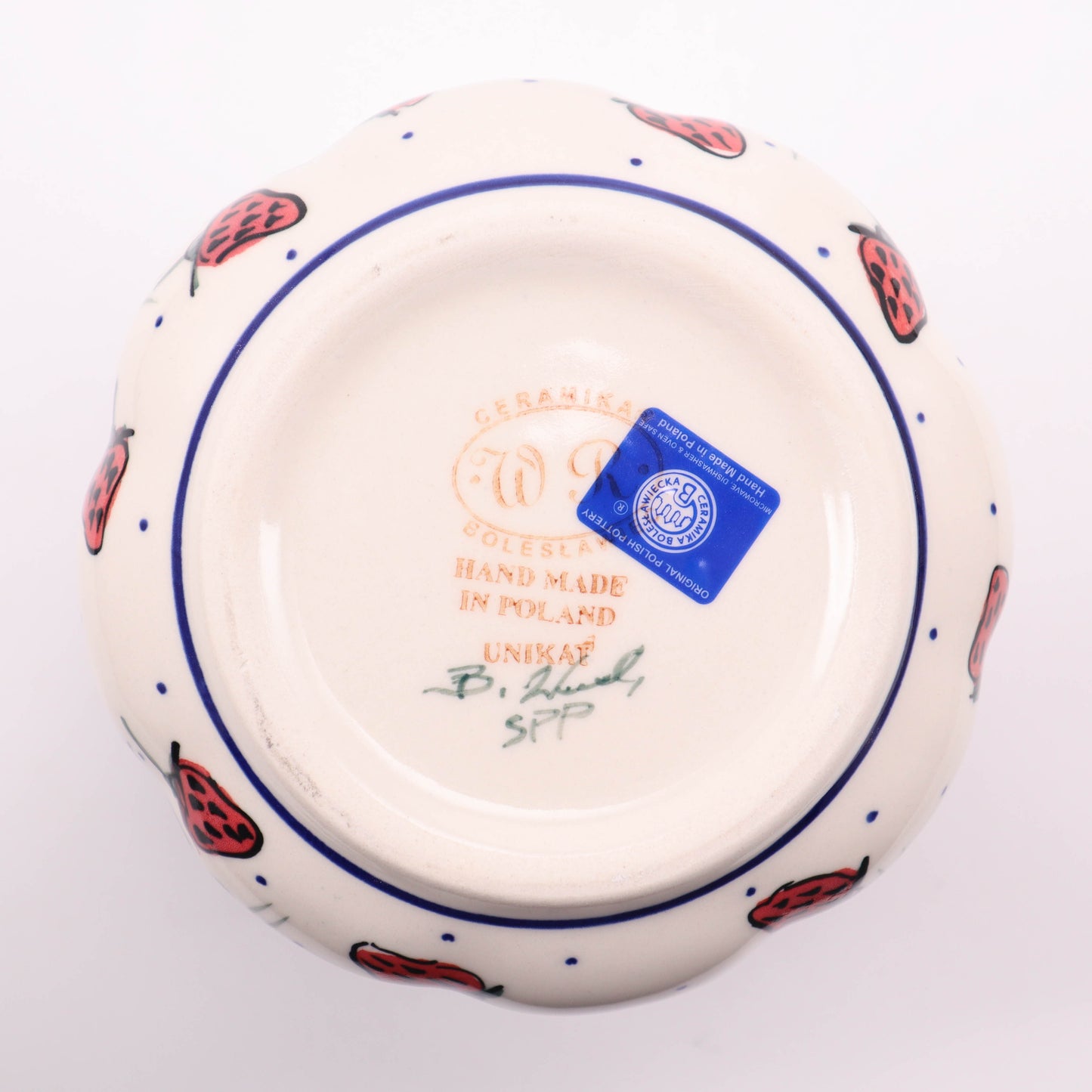 7"x5.5" Fluted Flower Pot. Pattern: Strawberry Shortcake