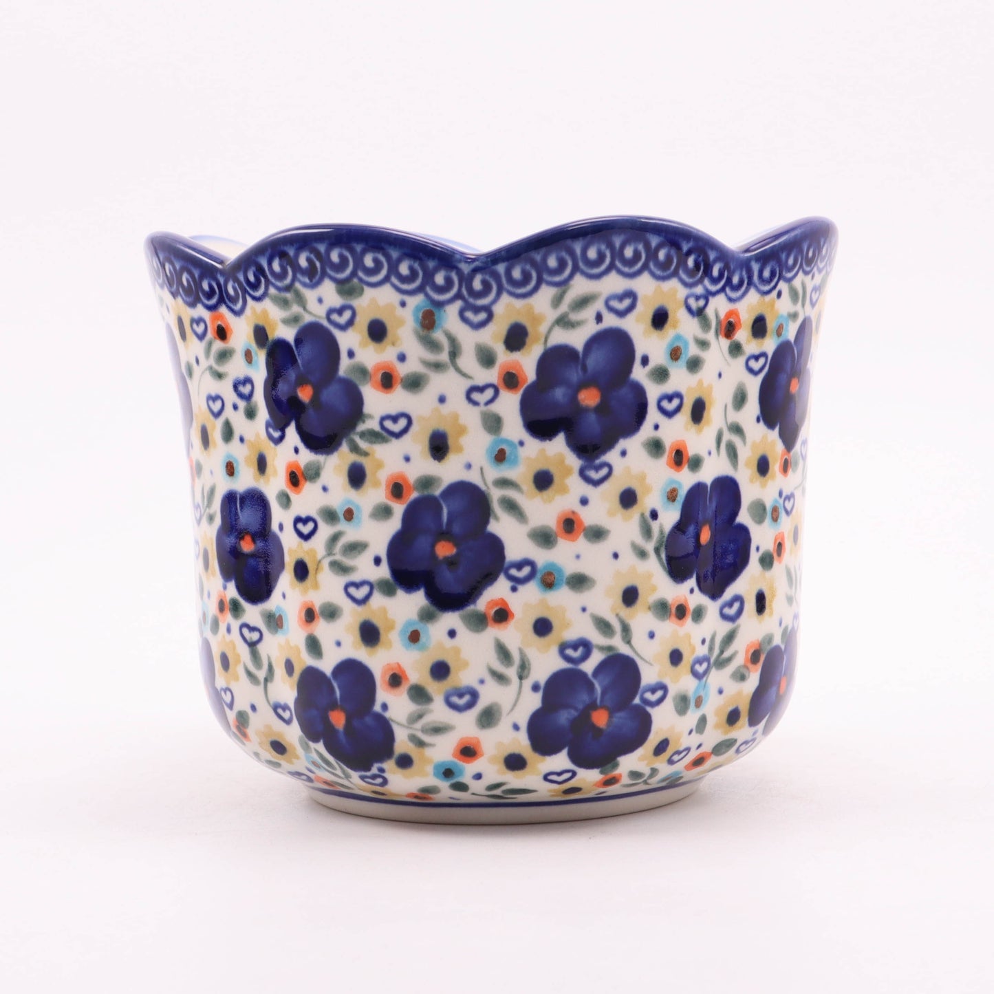 7"x5.5" Fluted Flower Pot. Pattern: Pick A Posy