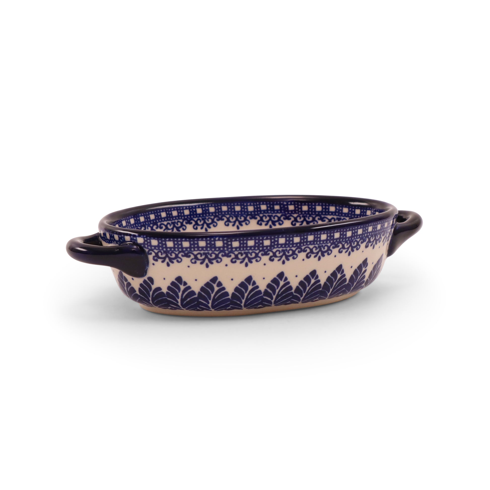 7"x4" Oval Baker with Handles. Pattern: B176