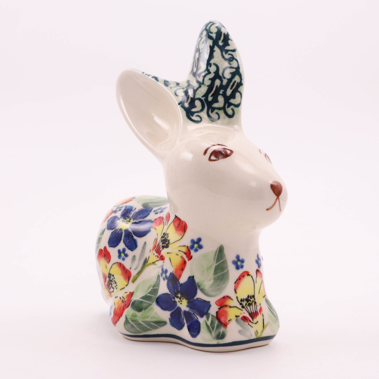 5"x7.5" Bunny Figurine.Pattern: Botanical Garden