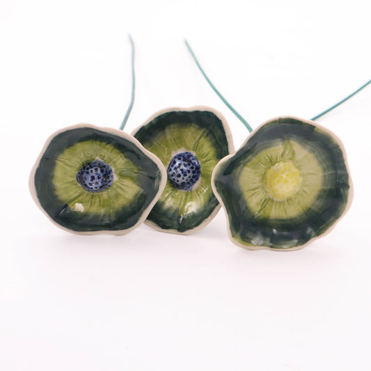 Flower on Stem 1 Each .Pattern: Lime Mix