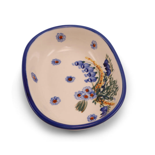 8"x5.5" Oval Dish. Pattern: Lilly of the Valley