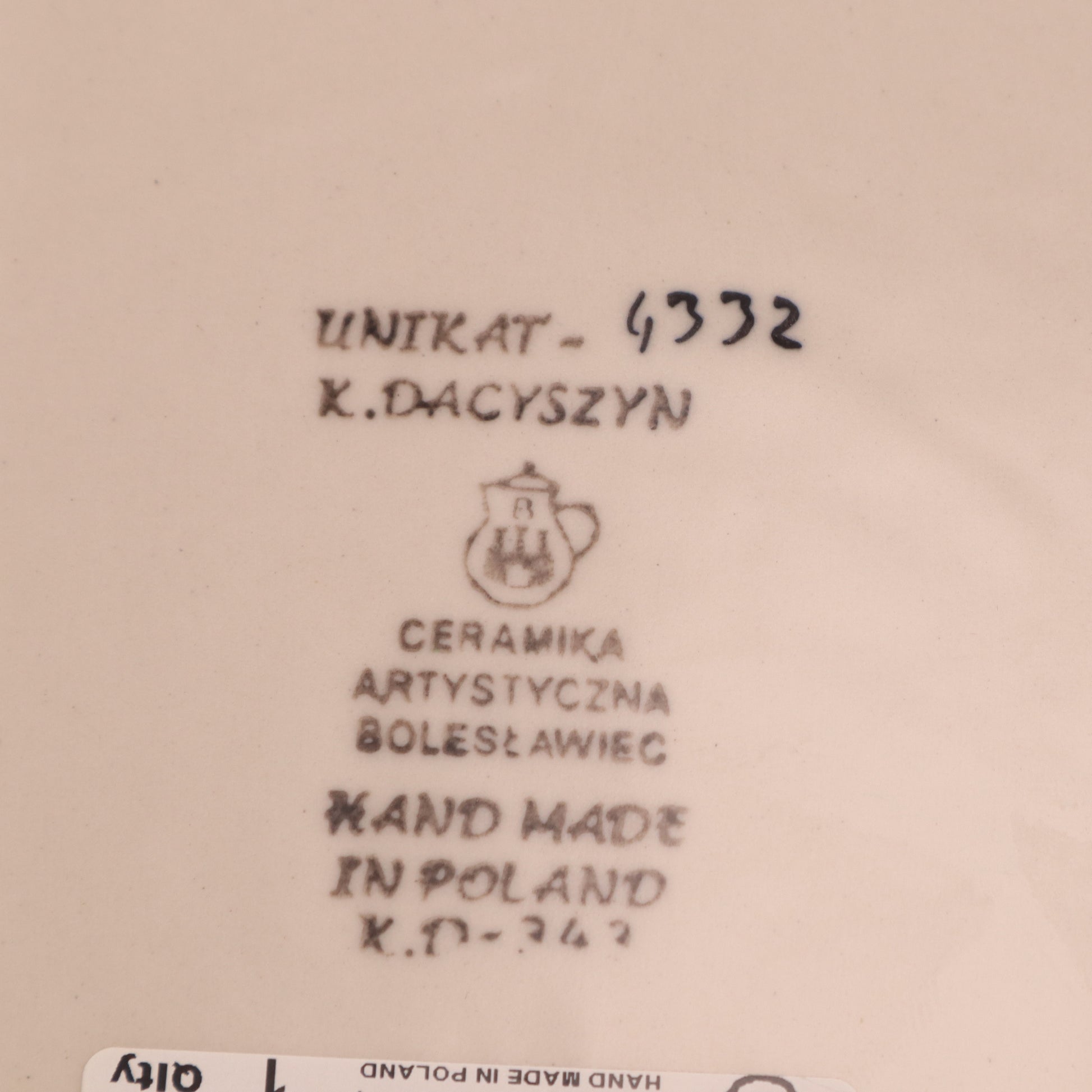 10"x7"x2.5" Baker .Pattern: Garden Charm