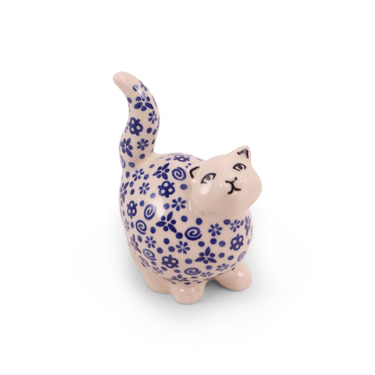3"x4.5" Fluffy Cat Figurine. Pattern: Gordo