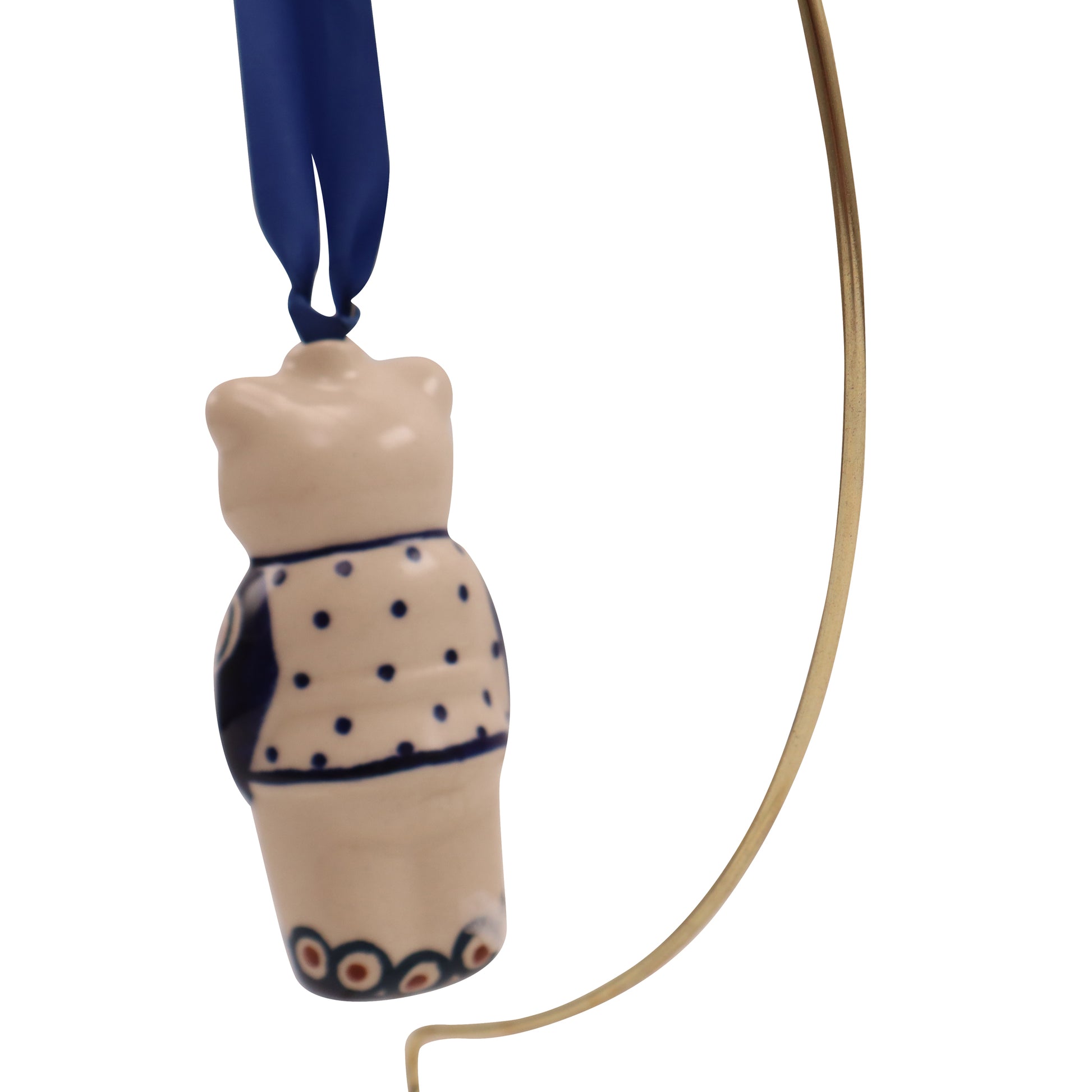 3"x2" Bear Ornament .Pattern: A